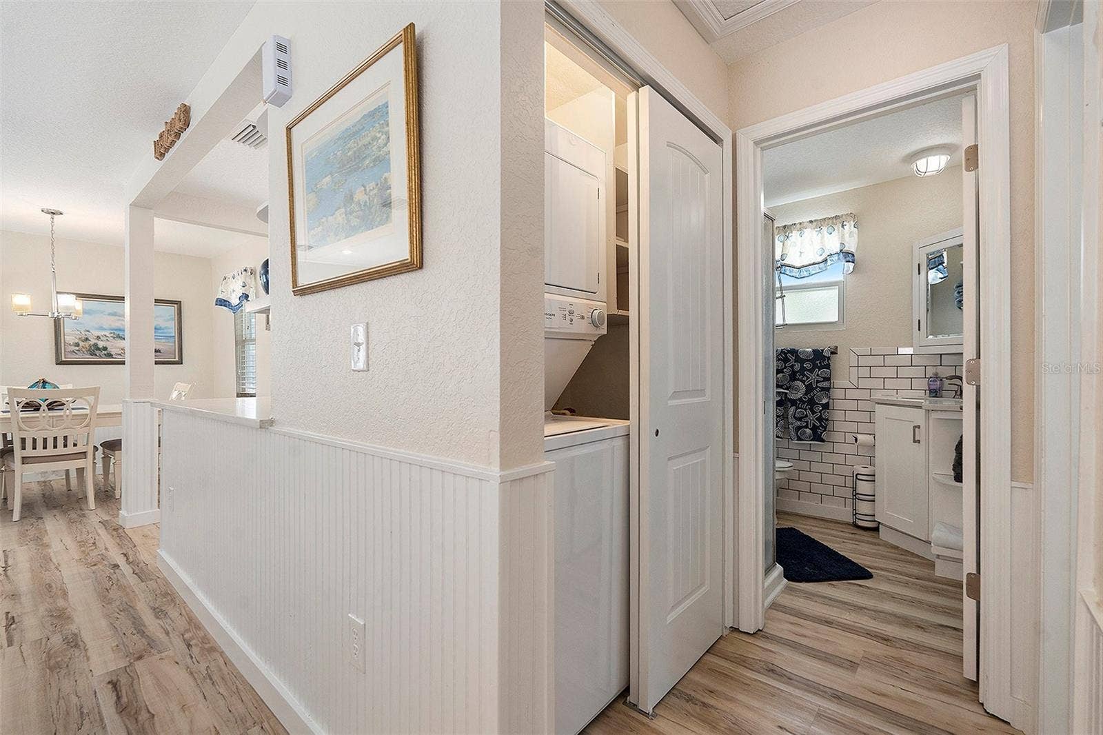8425 W GULF BOULEVARD, Treasure Island, FL 33706 Montauk laundry