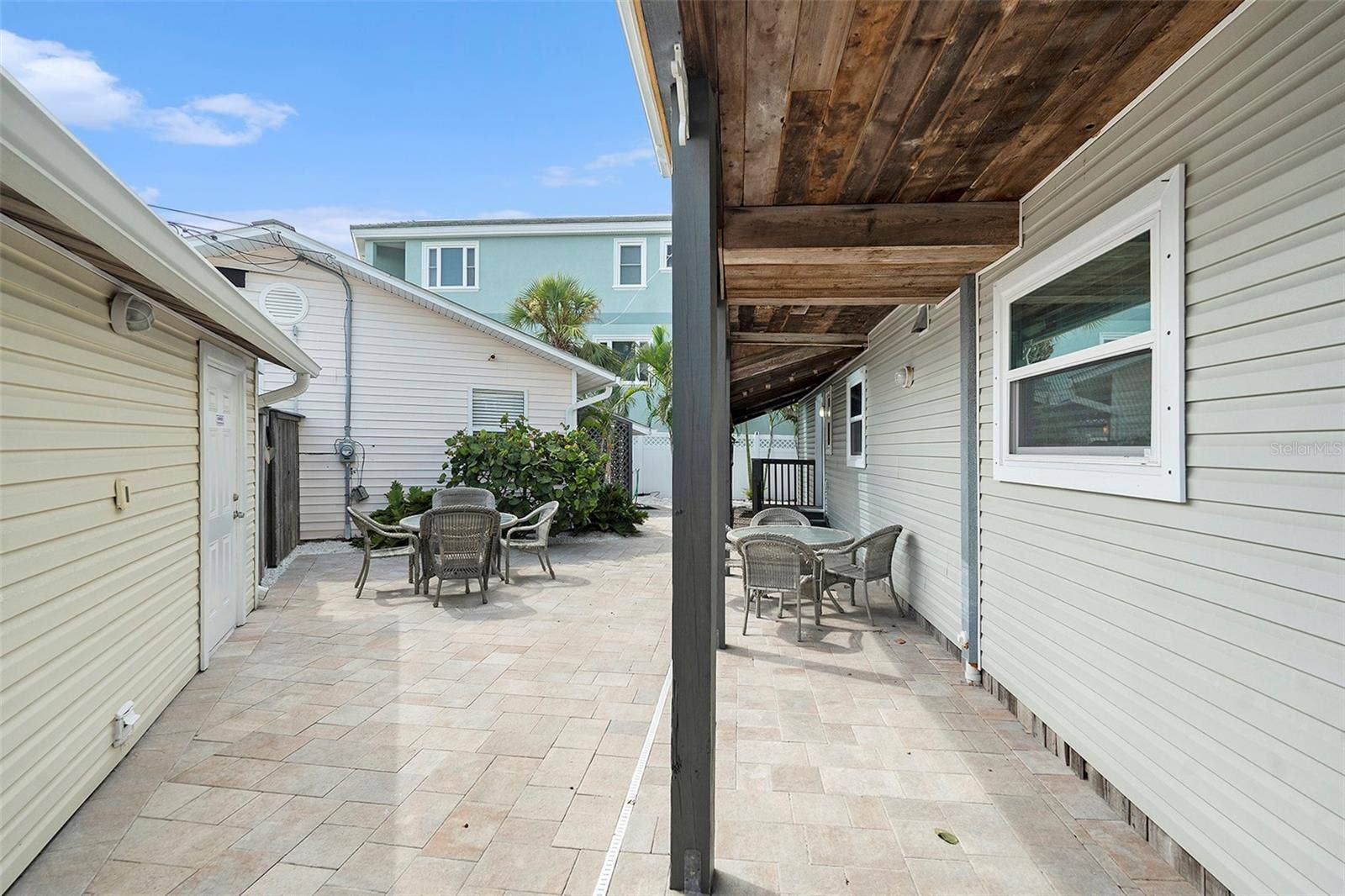 8425 W GULF BOULEVARD, Treasure Island, FL 33706 Northport back patio