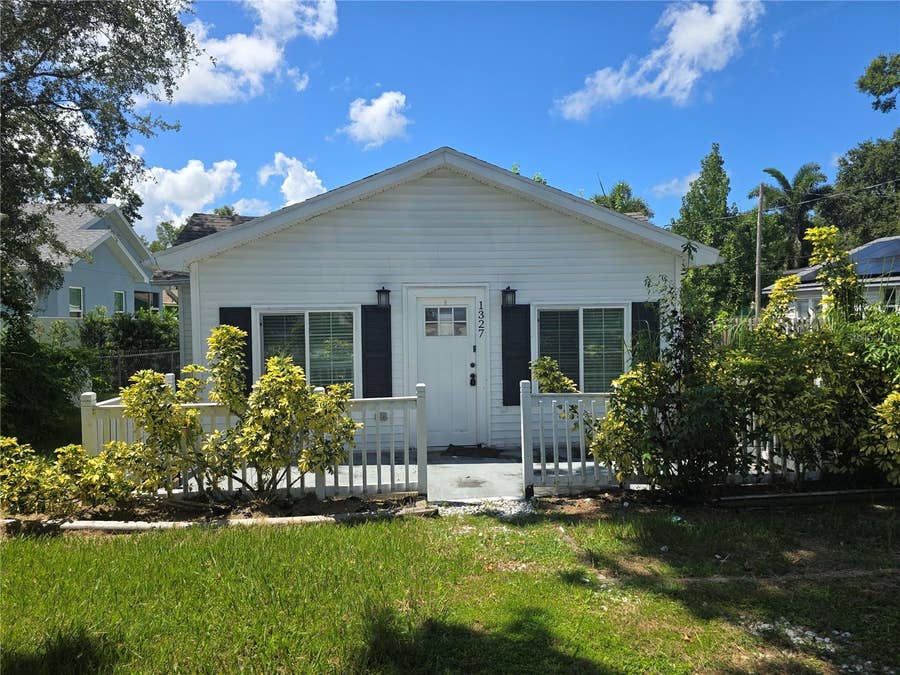 Property photo for 1327 GEORGIA AVENUE, Dunedin, FL