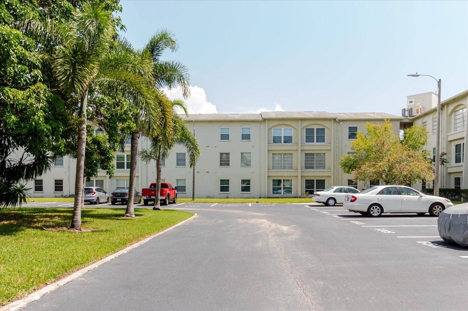 2700 BAYSHORE BOULEVARD, #5102, Dunedin, FL 34698 2700 BAYSHORE BOULEVARD, #5102, Dunedin, FL 34698
