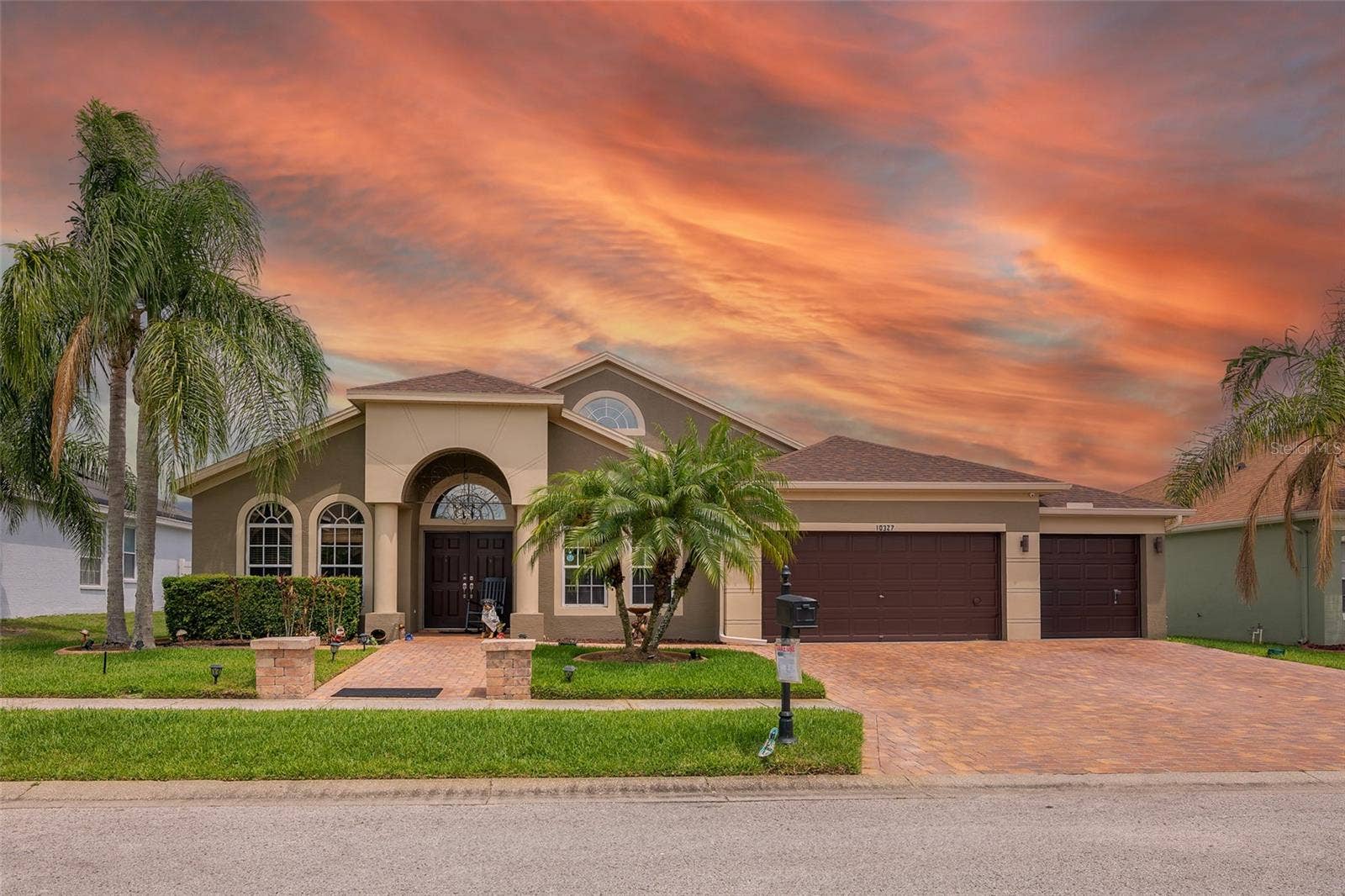 10327 MEADOW CROSSING DRIVE, Tampa, FL 33647 10327 MEADOW CROSSING DRIVE, Tampa, FL 33647