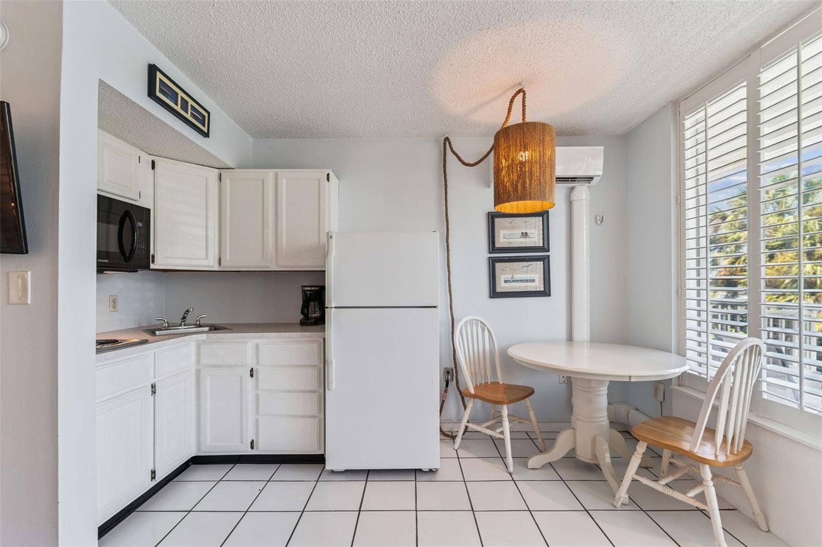 800 BAYWAY BOULEVARD, #17, Clearwater Beach, FL 33767 800 BAYWAY BOULEVARD, #17, Clearwater Beach, FL 33767