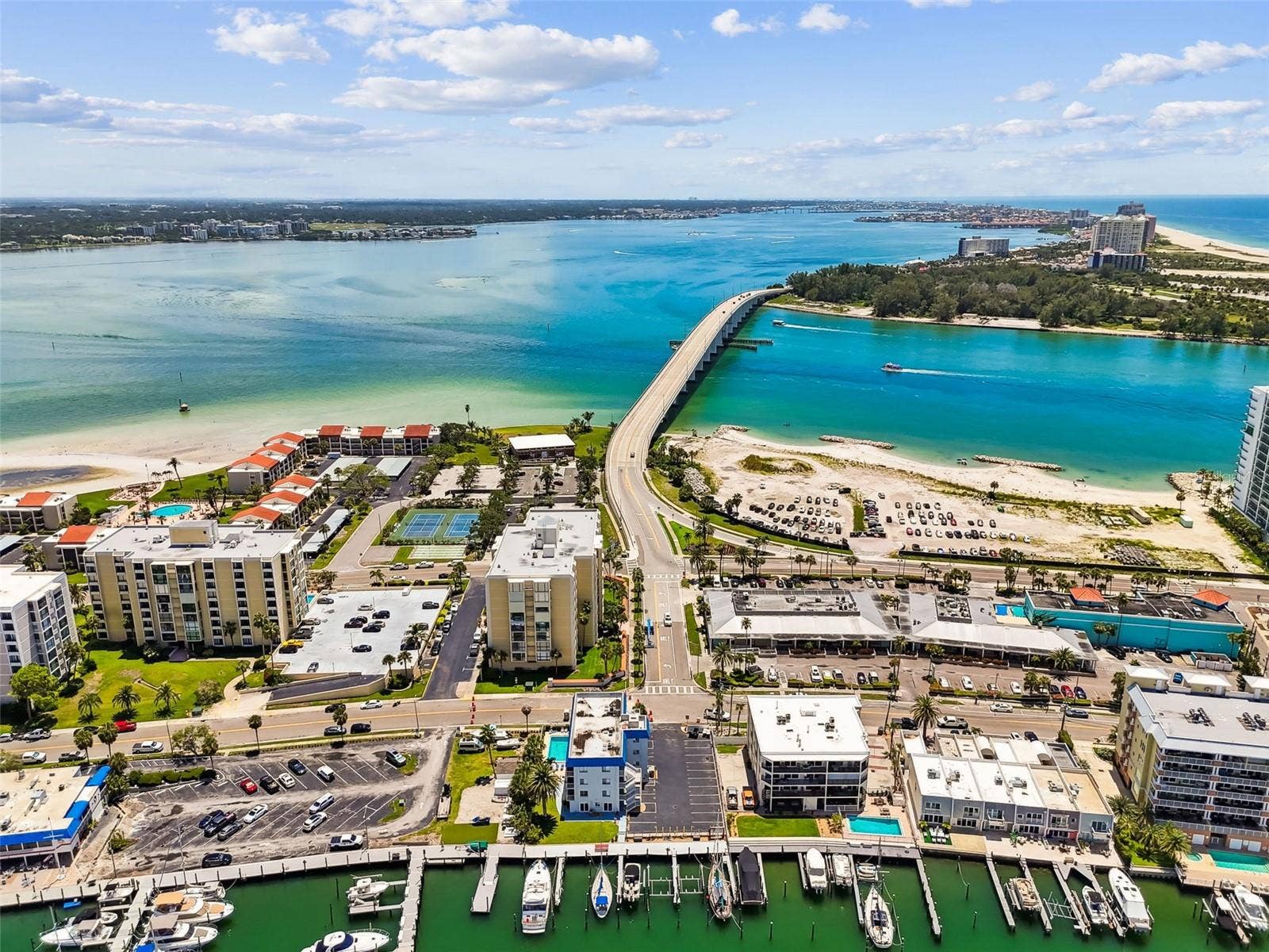 800 BAYWAY BOULEVARD, #17, Clearwater Beach, FL 33767 800 BAYWAY BOULEVARD, #17, Clearwater Beach, FL 33767