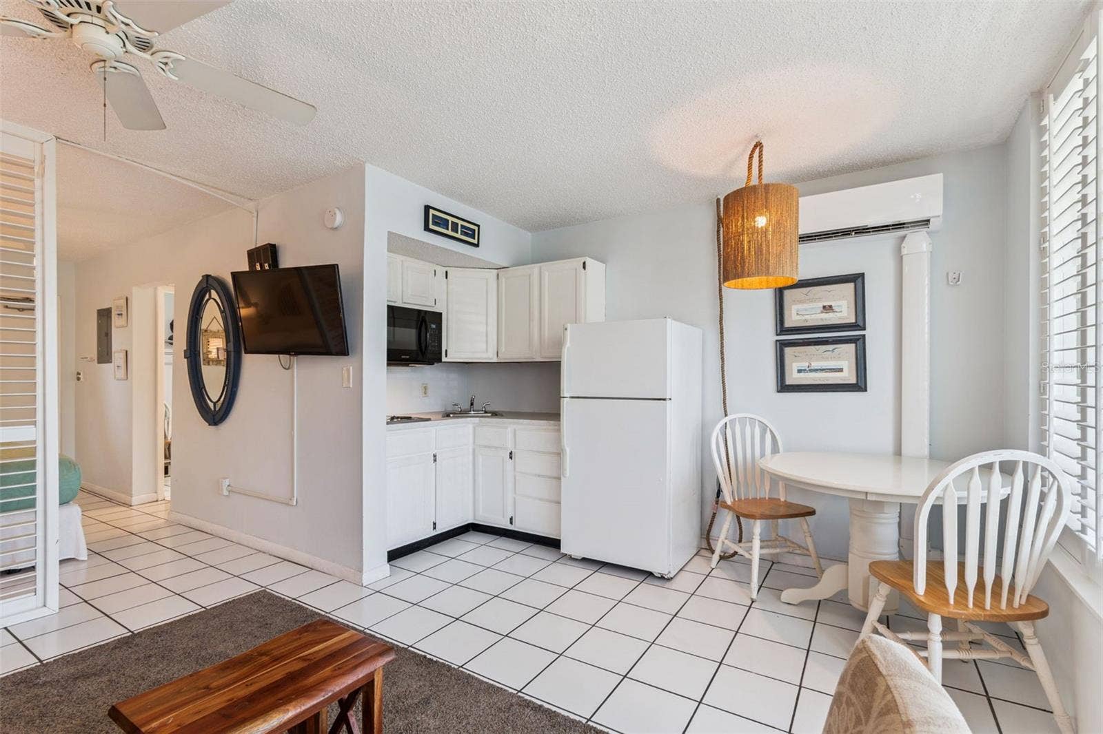 800 BAYWAY BOULEVARD, #17, Clearwater Beach, FL 33767 800 BAYWAY BOULEVARD, #17, Clearwater Beach, FL 33767