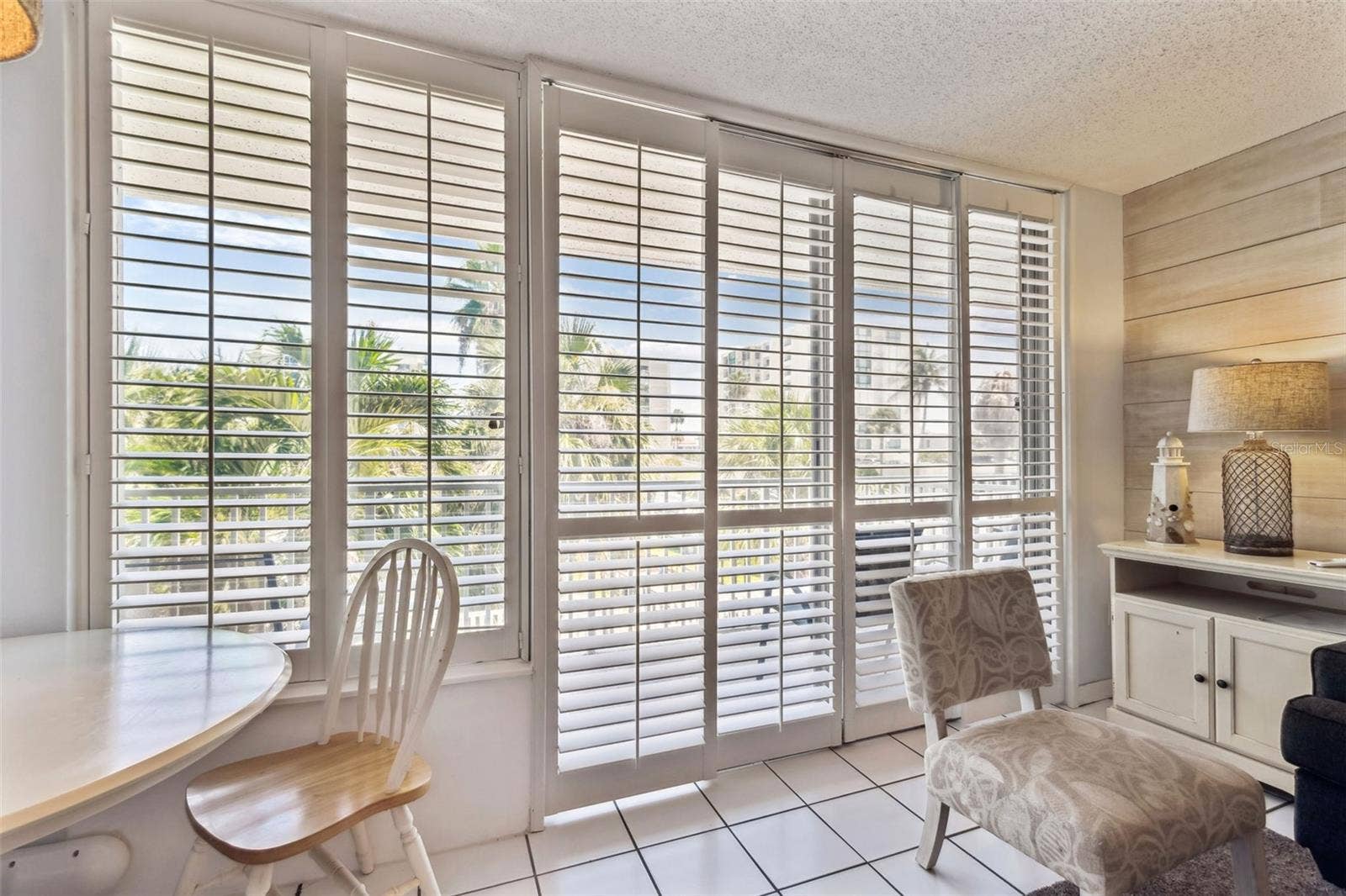 800 BAYWAY BOULEVARD, #17, Clearwater Beach, FL 33767 800 BAYWAY BOULEVARD, #17, Clearwater Beach, FL 33767