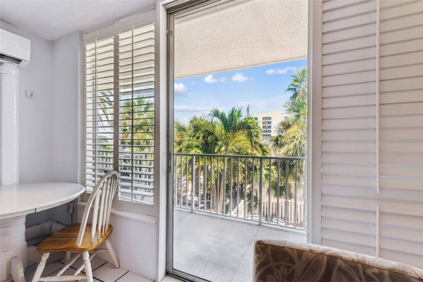 800 BAYWAY BOULEVARD, #17, Clearwater Beach, FL 33767 800 BAYWAY BOULEVARD, #17, Clearwater Beach, FL 33767