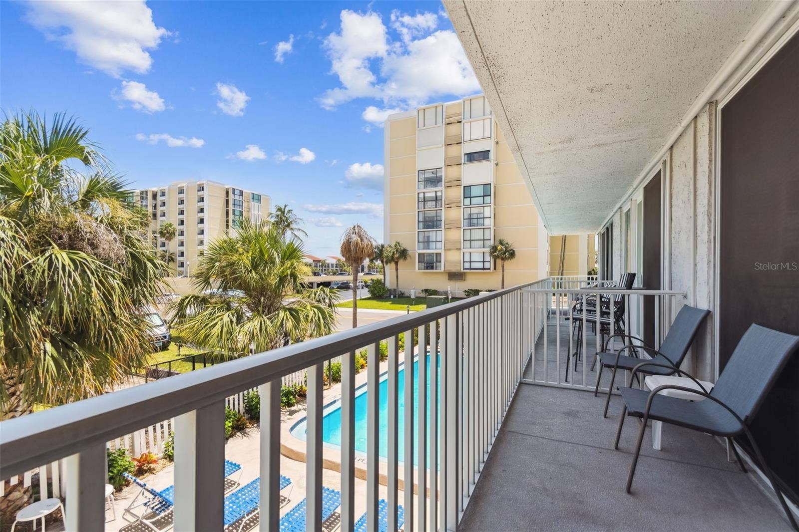 800 BAYWAY BOULEVARD, #17, Clearwater Beach, FL 33767 800 BAYWAY BOULEVARD, #17, Clearwater Beach, FL 33767