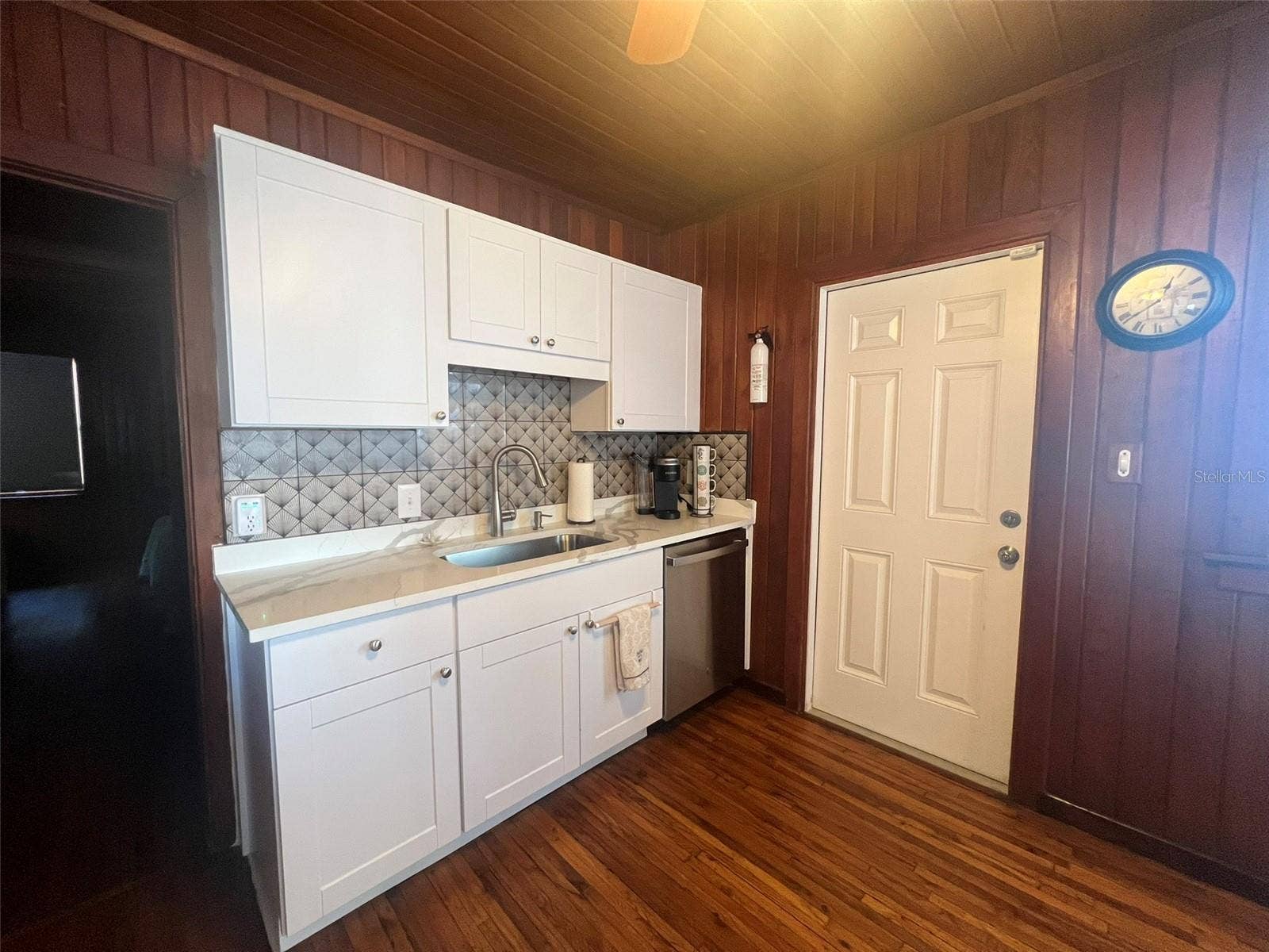 5 82ND AVENUE, Treasure Island, FL 33706 5 82ND AVENUE, Treasure Island, FL 33706