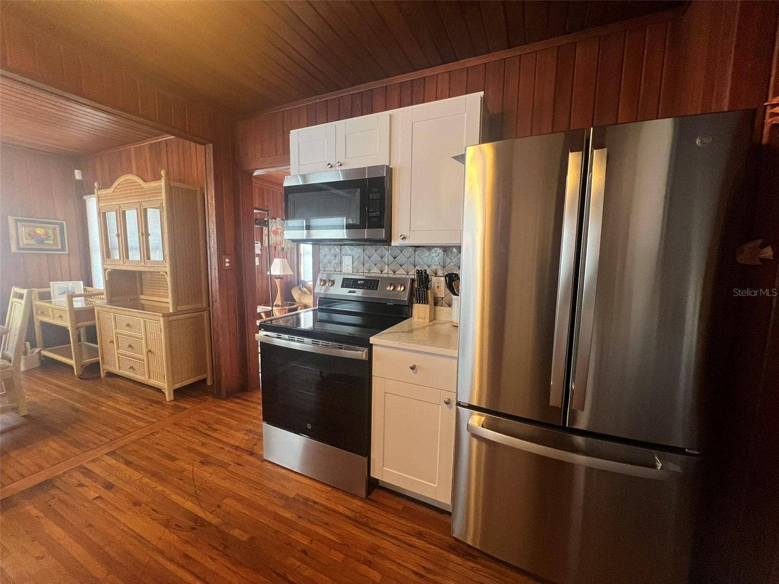 5 82ND AVENUE, Treasure Island, FL 33706 5 82ND AVENUE, Treasure Island, FL 33706
