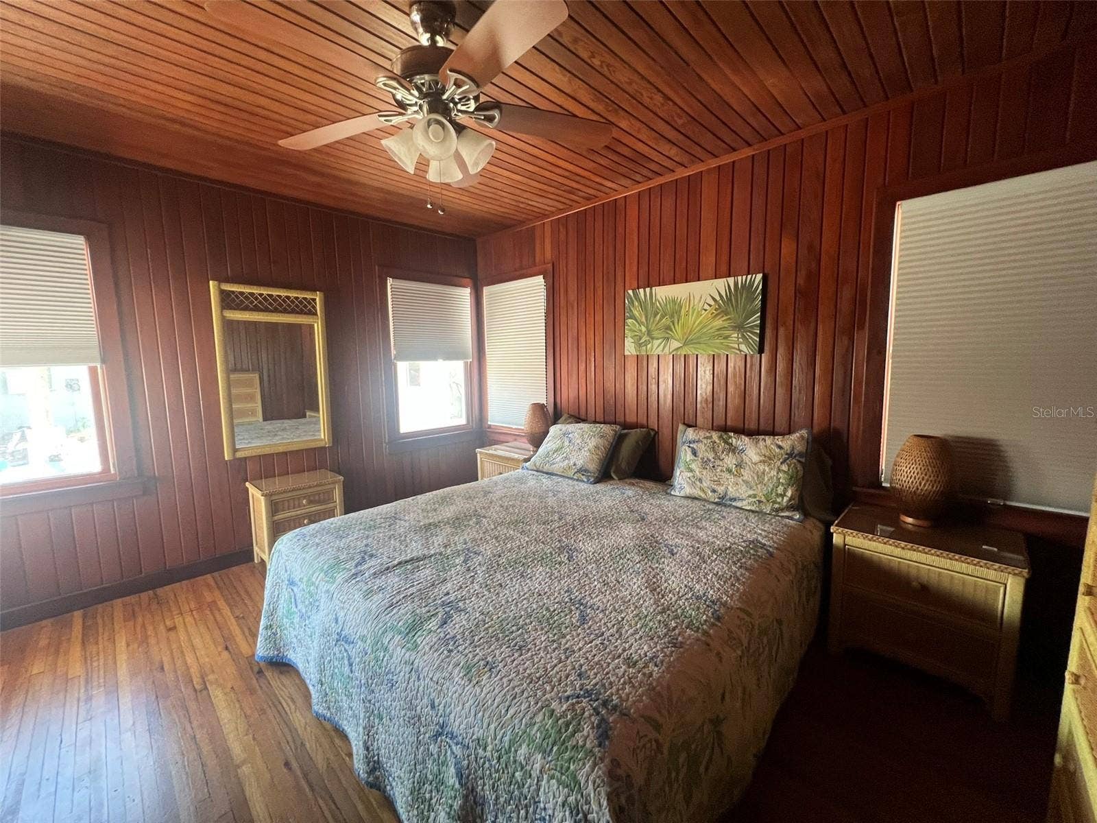 5 82ND AVENUE, Treasure Island, FL 33706 5 82ND AVENUE, Treasure Island, FL 33706