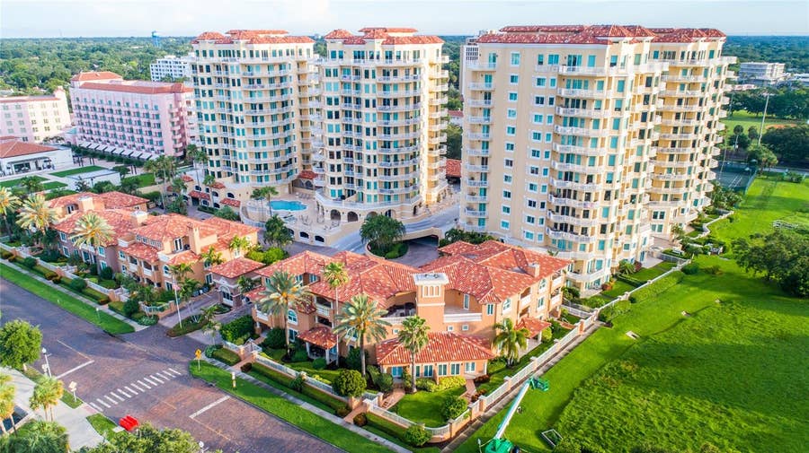 Property photo for 555 5TH AVENUE NE, #1022, St Petersburg, FL