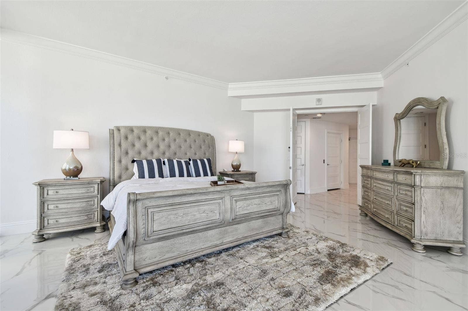 1560 GULF BOULEVARD, #306, Clearwater Beach, FL 33767 Primary Bedroom