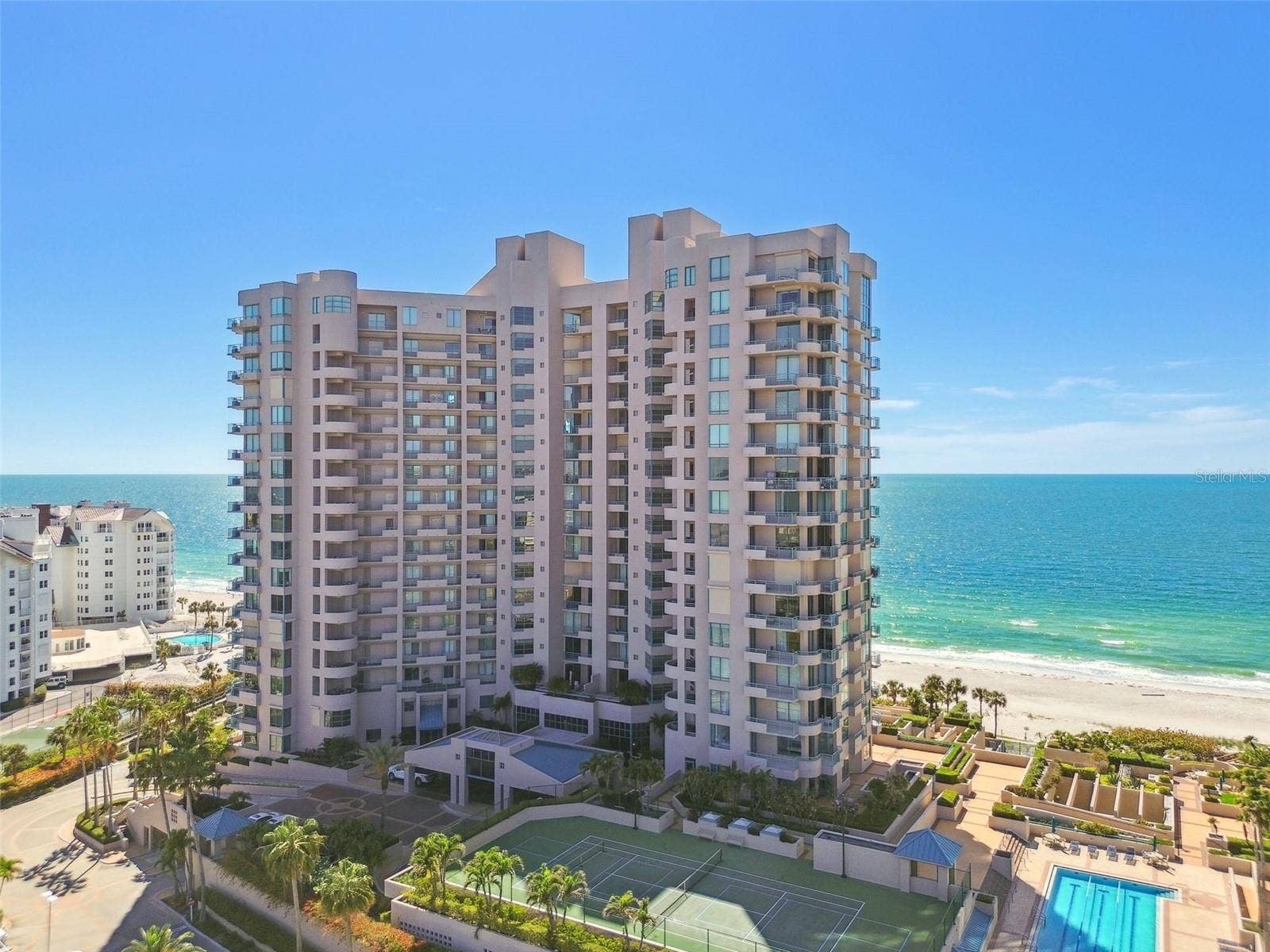 1560 GULF BOULEVARD, #306, Clearwater Beach, FL 33767 Welcome to Ultimar III