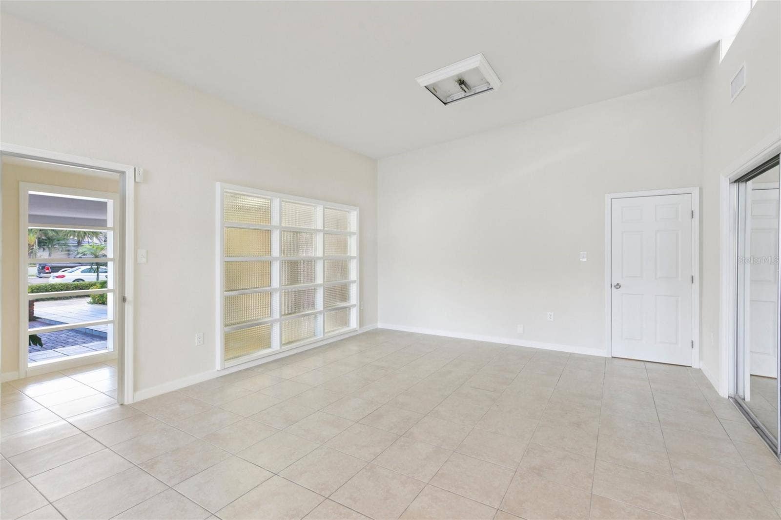 941 GULF BOULEVARD, Belleair Beach, FL 33786
