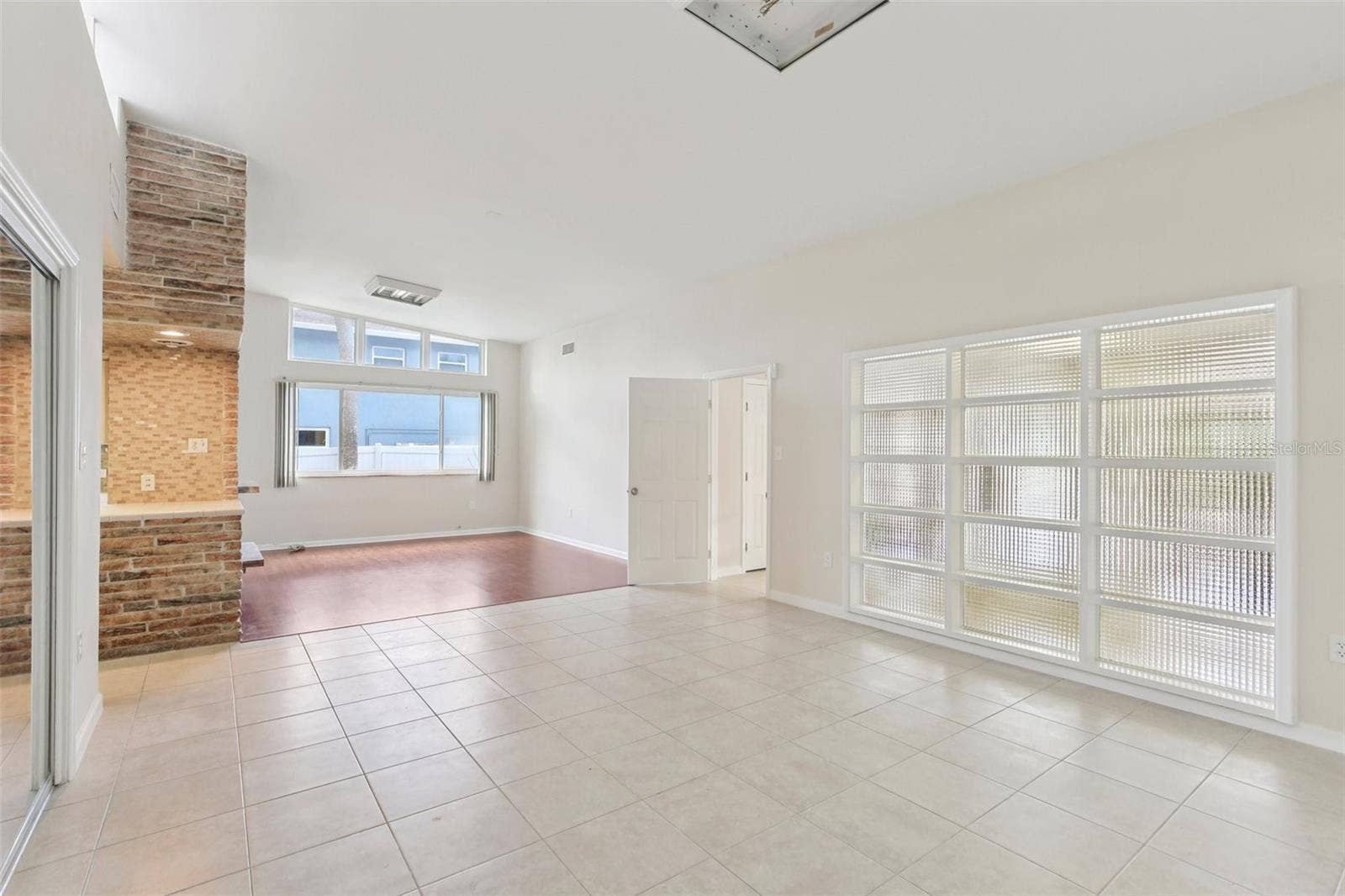 941 GULF BOULEVARD, Belleair Beach, FL 33786
