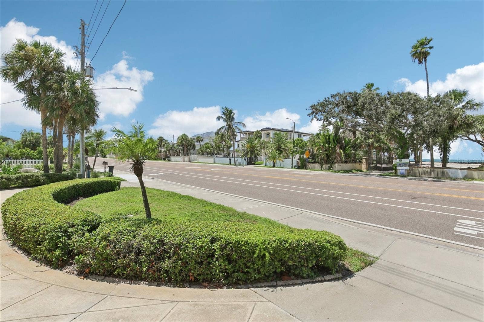 941 GULF BOULEVARD, Belleair Beach, FL 33786
