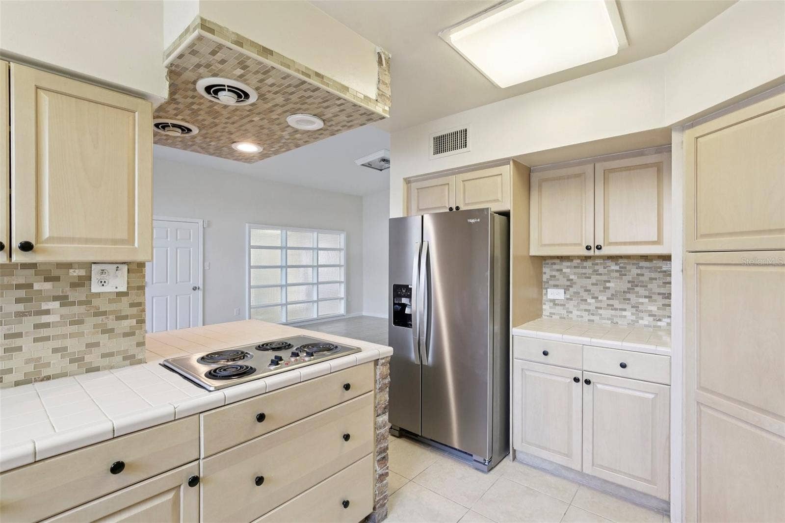 941 GULF BOULEVARD, Belleair Beach, FL 33786