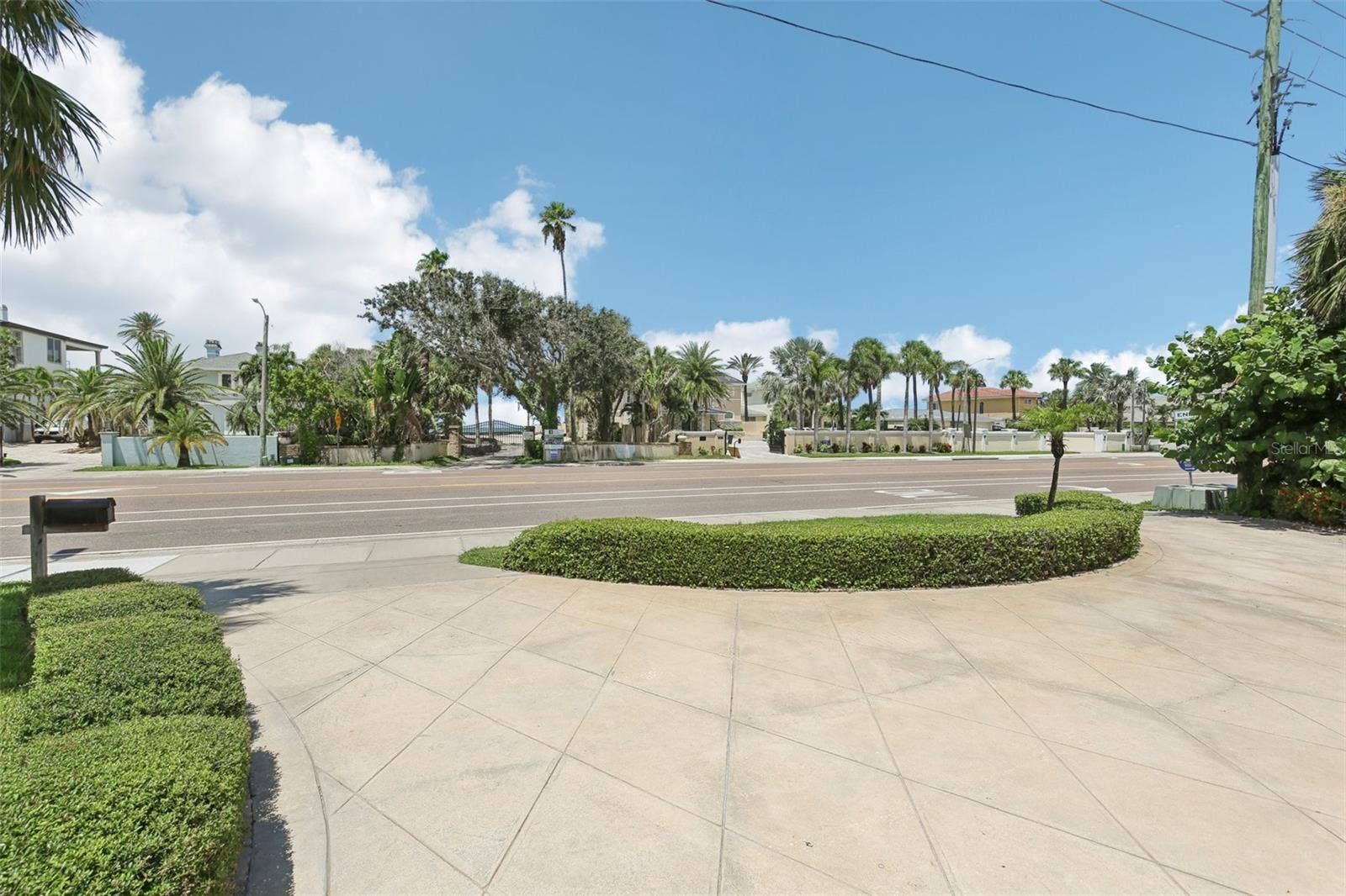 941 GULF BOULEVARD, Belleair Beach, FL 33786