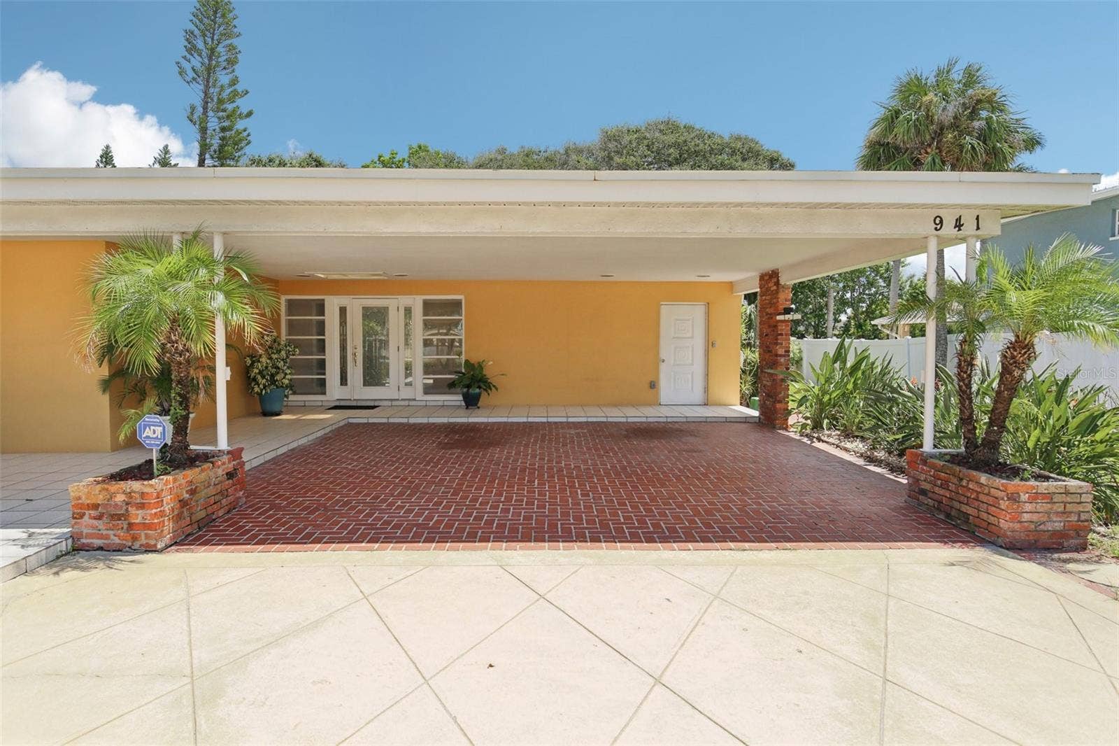 941 GULF BOULEVARD, Belleair Beach, FL 33786