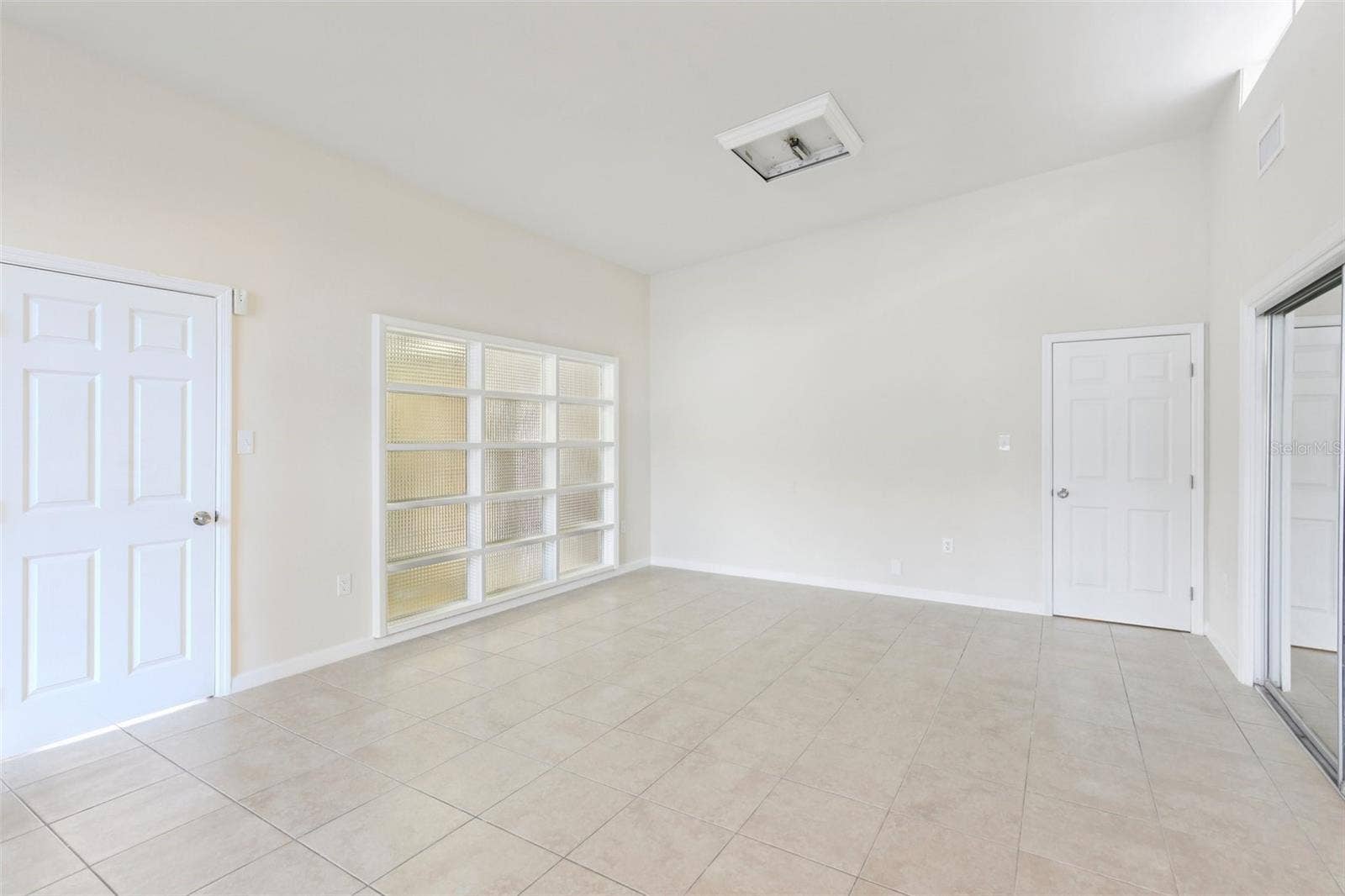 941 GULF BOULEVARD, Belleair Beach, FL 33786