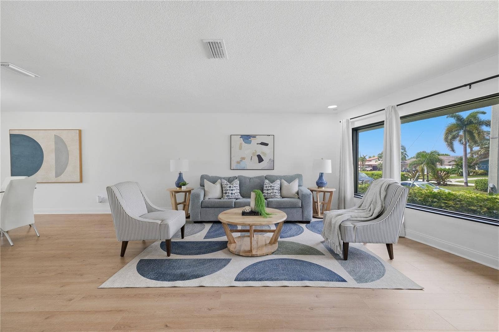 900 79TH STREET S, St Petersburg, FL 33707 900 79TH STREET S, St Petersburg, FL 33707