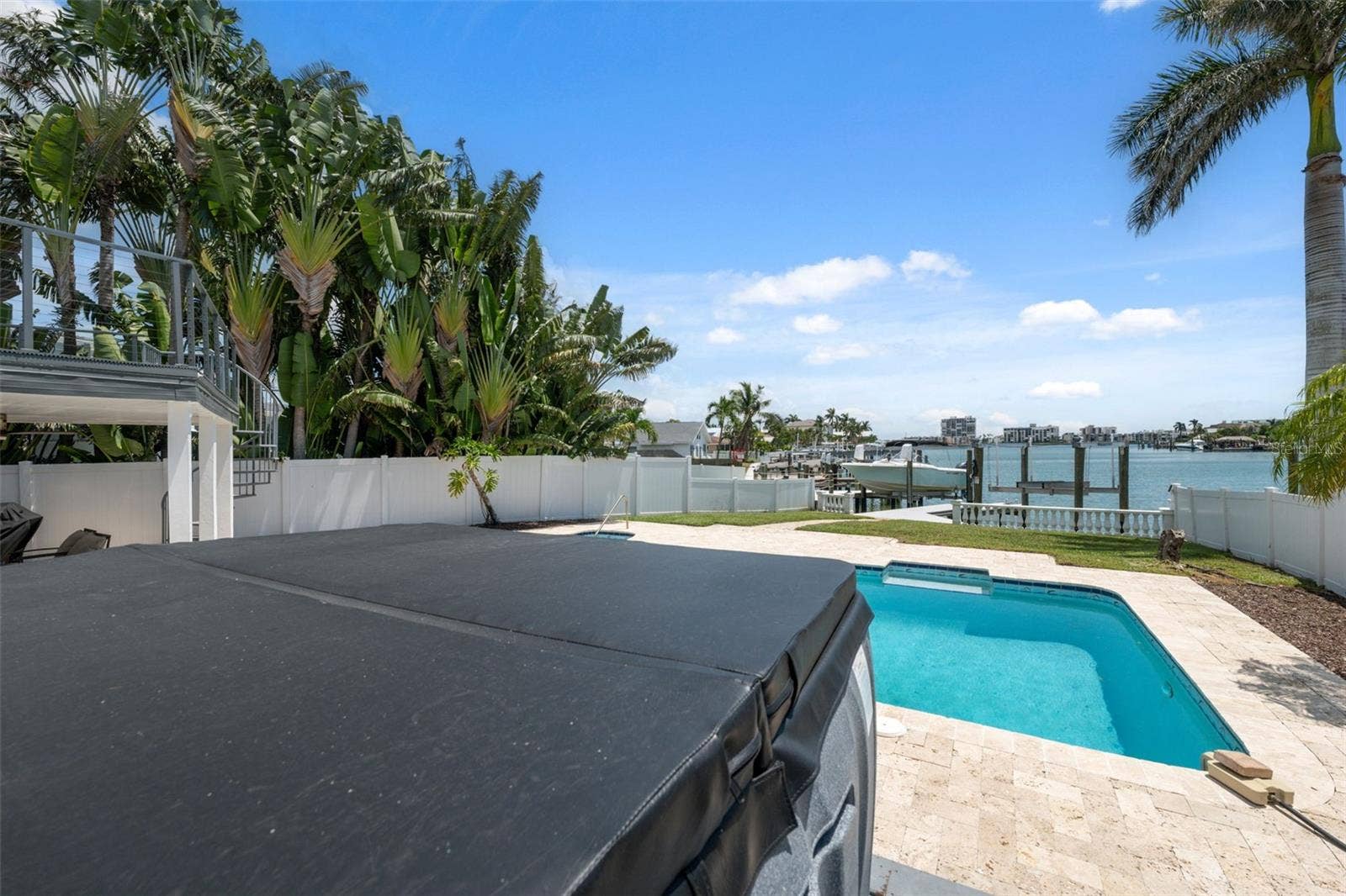 900 79TH STREET S, St Petersburg, FL 33707 900 79TH STREET S, St Petersburg, FL 33707