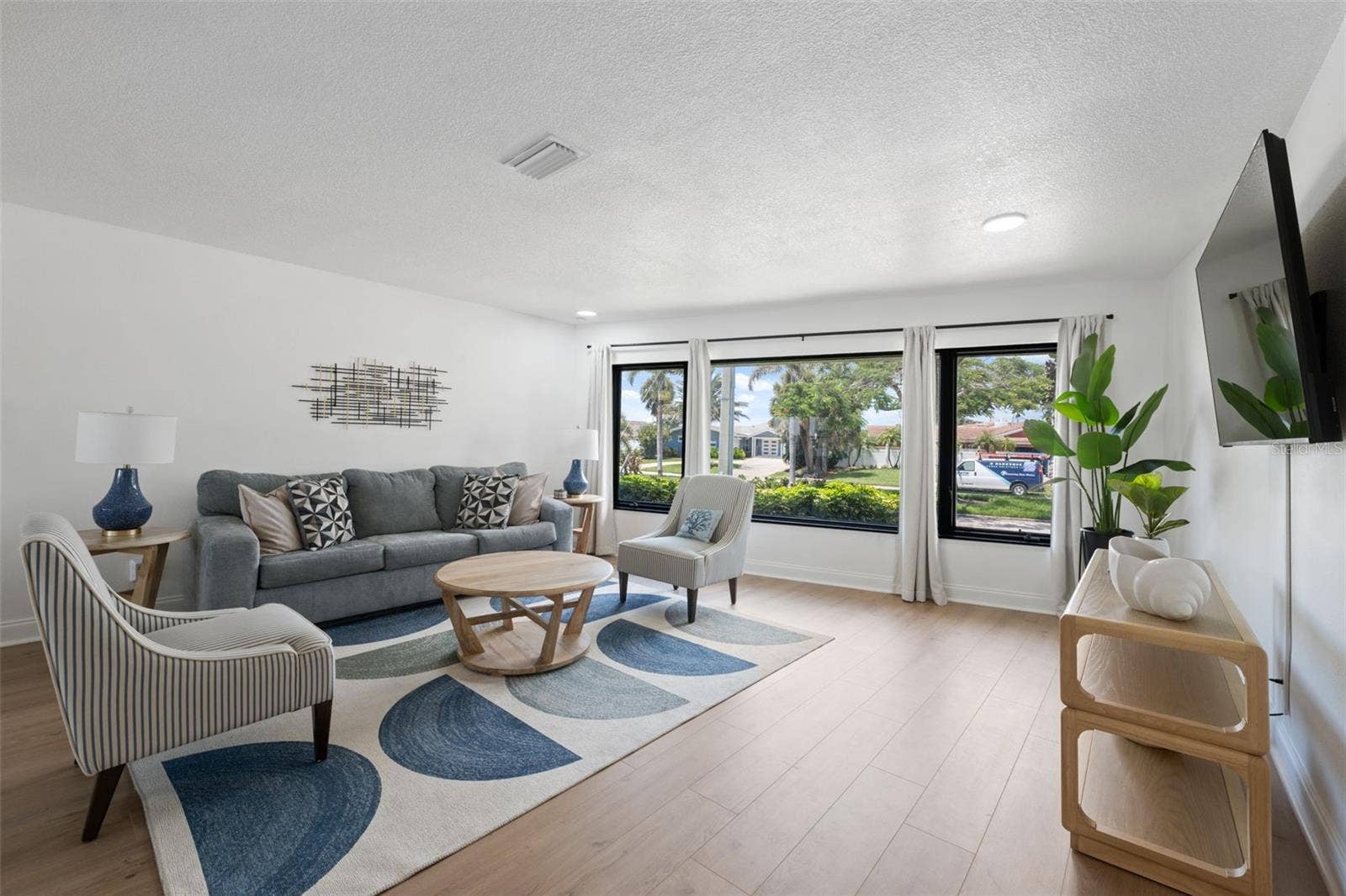 900 79TH STREET S, St Petersburg, FL 33707 900 79TH STREET S, St Petersburg, FL 33707