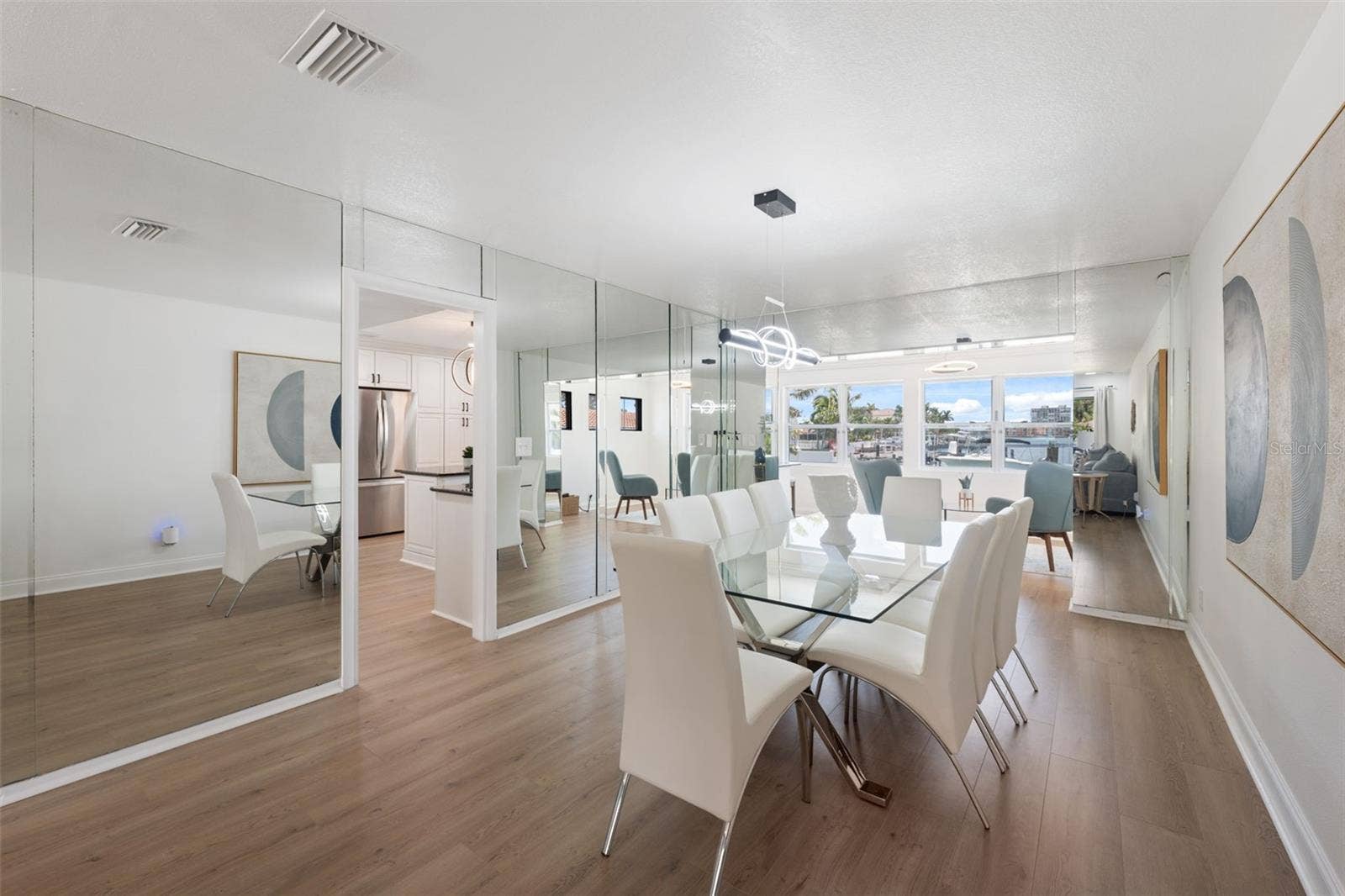 900 79TH STREET S, St Petersburg, FL 33707 900 79TH STREET S, St Petersburg, FL 33707