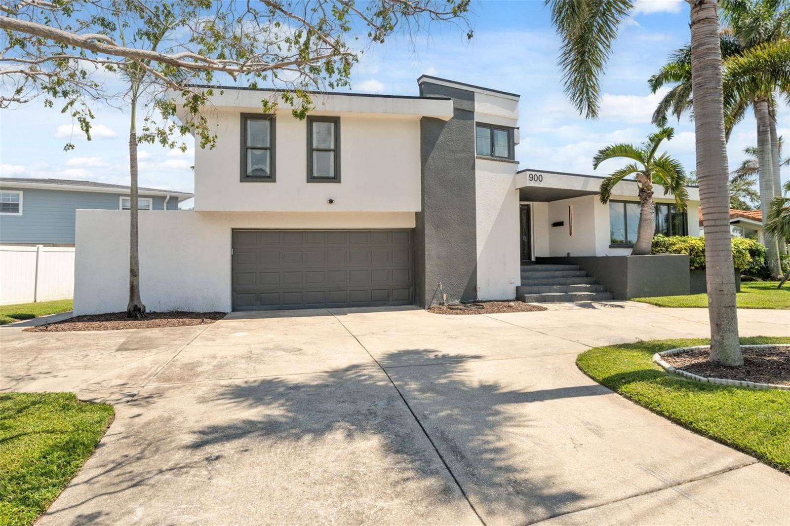 900 79TH STREET S, St Petersburg, FL 33707 900 79TH STREET S, St Petersburg, FL 33707