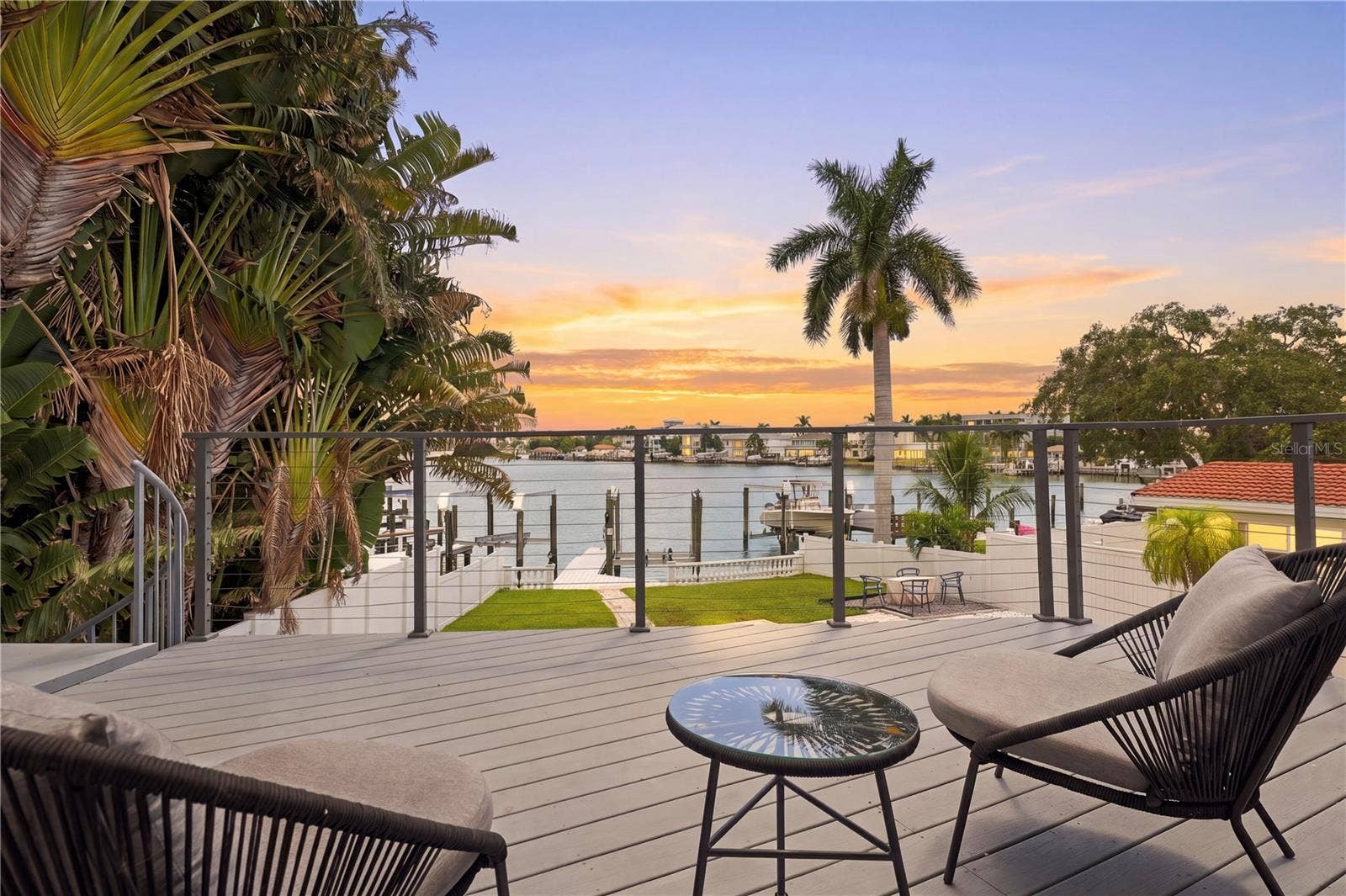 900 79TH STREET S, St Petersburg, FL 33707 900 79TH STREET S, St Petersburg, FL 33707