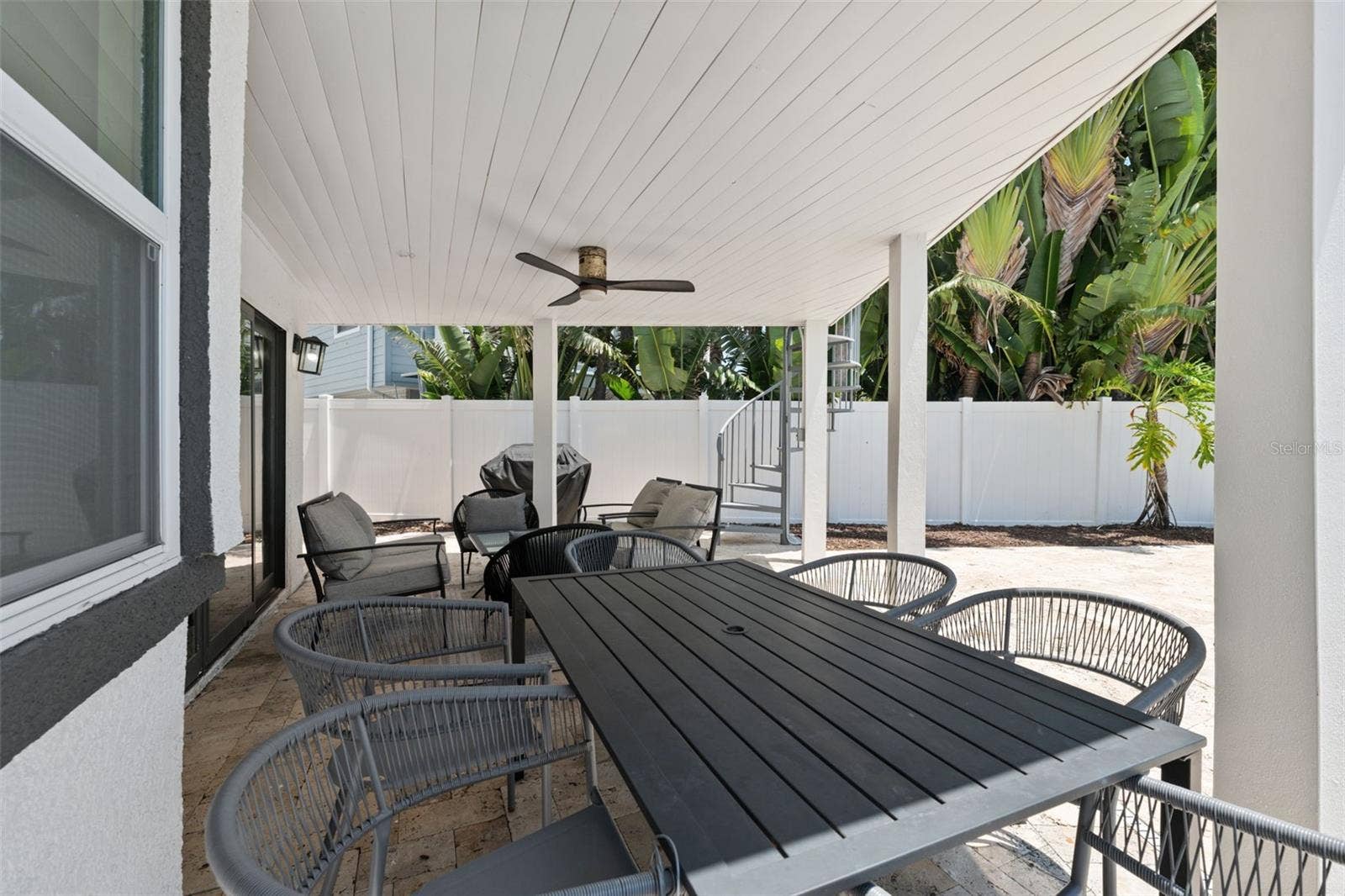 900 79TH STREET S, St Petersburg, FL 33707 900 79TH STREET S, St Petersburg, FL 33707