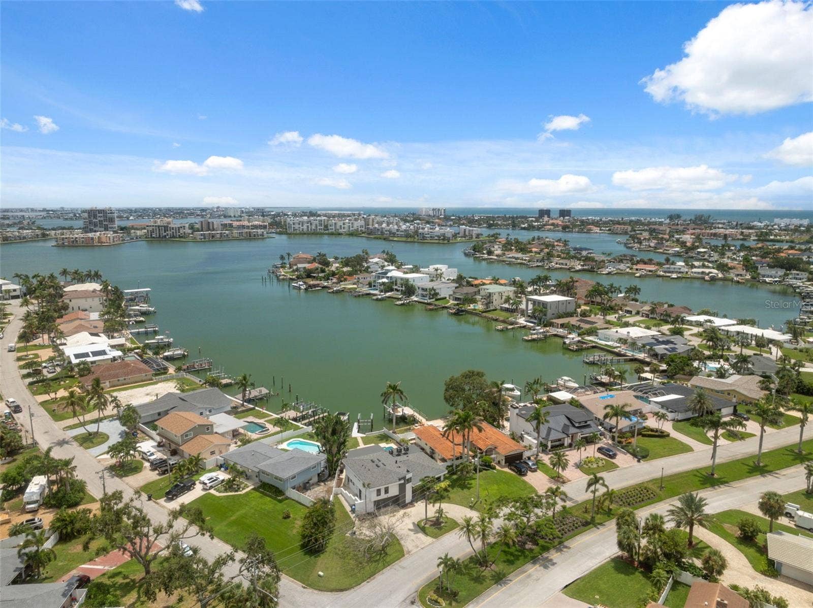 900 79TH STREET S, St Petersburg, FL 33707 900 79TH STREET S, St Petersburg, FL 33707