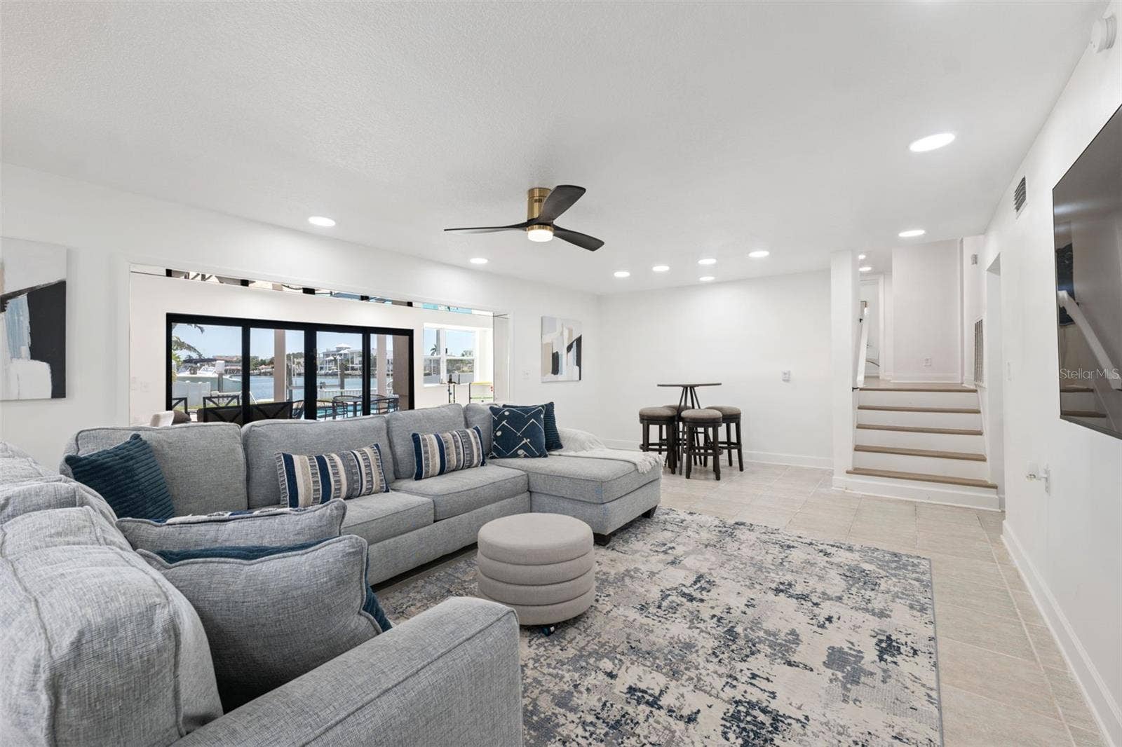 900 79TH STREET S, St Petersburg, FL 33707 900 79TH STREET S, St Petersburg, FL 33707