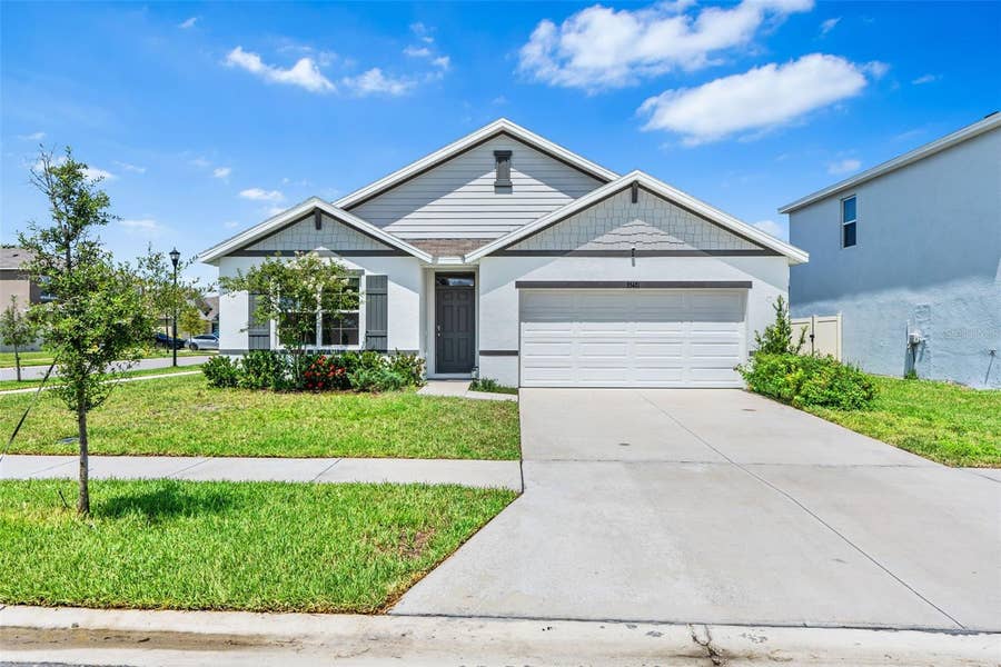 Property photo for 33471 HAMILTON HILL LN, Wesley Chapel, FL
