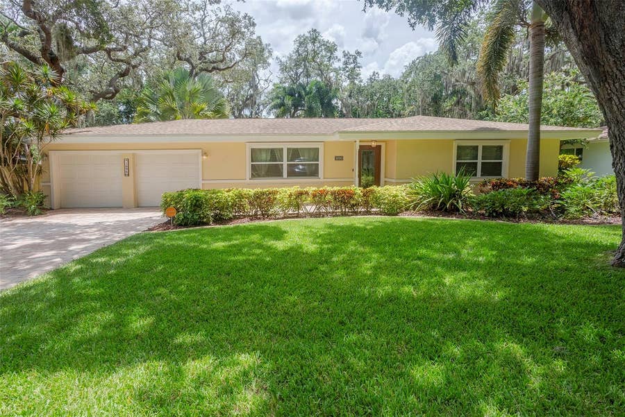 Property photo for 1696 VELMA DRIVE S, Largo, FL
