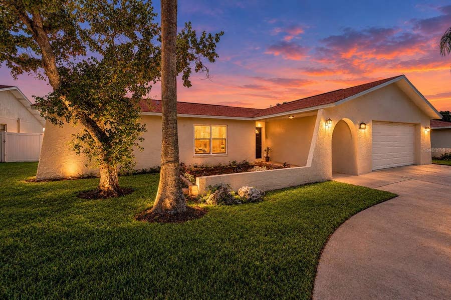 Property photo for 11121 PEPPERTREE LANE, Port Richey, FL