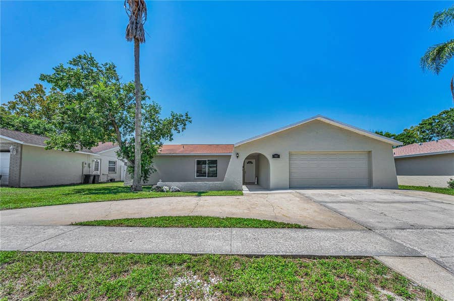 Property photo for 11121 PEPPERTREE LANE, Port Richey, FL