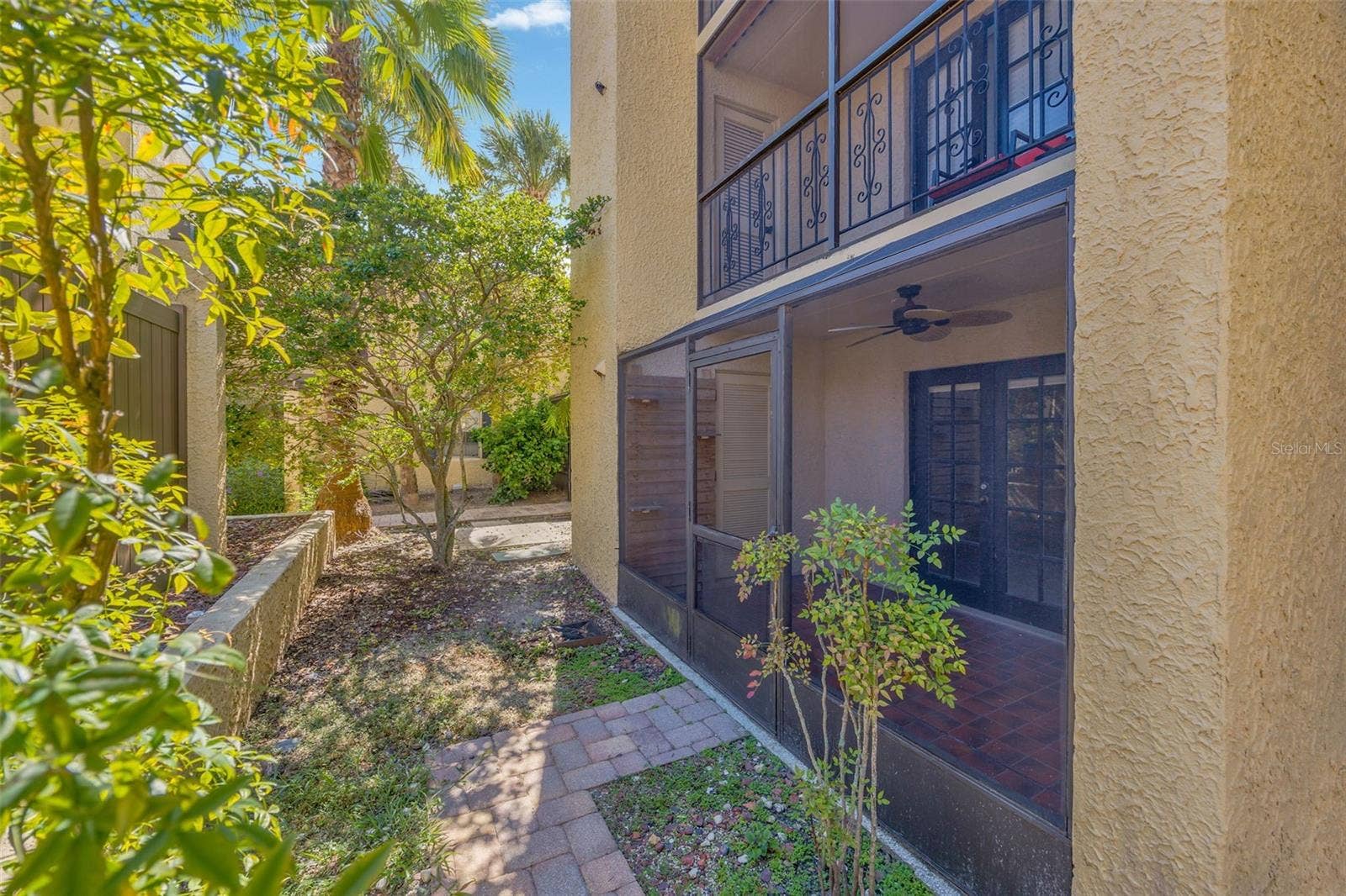 5305 SAN SEBASTIAN COURT, #127, Tampa, FL 33609 Exterior view of lanai