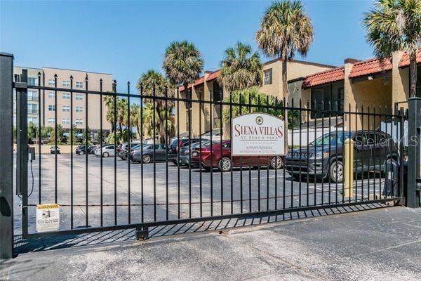 5305 SAN SEBASTIAN COURT, #127, Tampa, FL 33609 Entrance gate