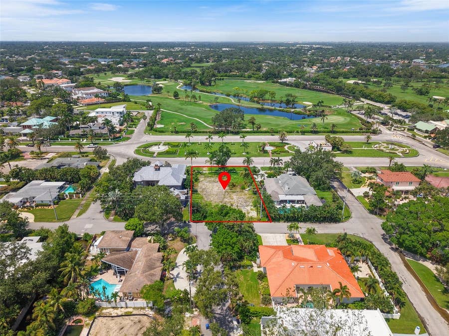 Property photo for 409 SNELL ISLE BOULEVARD NE, St Petersburg, FL