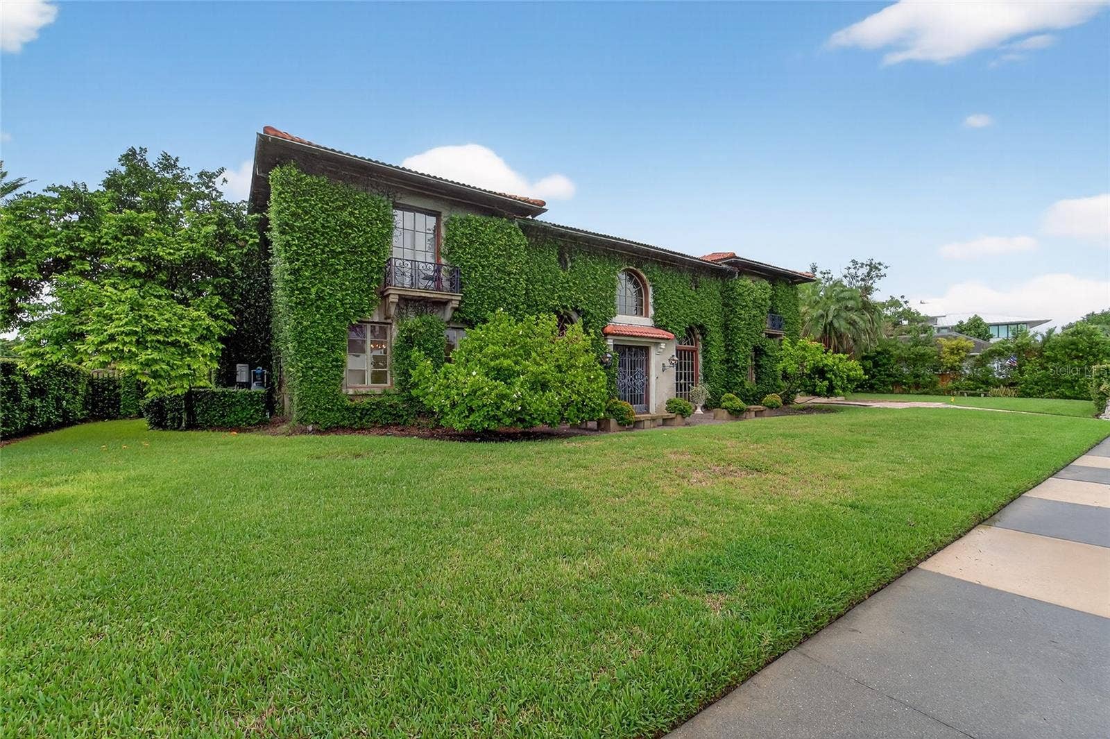 301 CASPIAN STREET, Tampa, FL 33606 301 CASPIAN STREET, Tampa, FL 33606