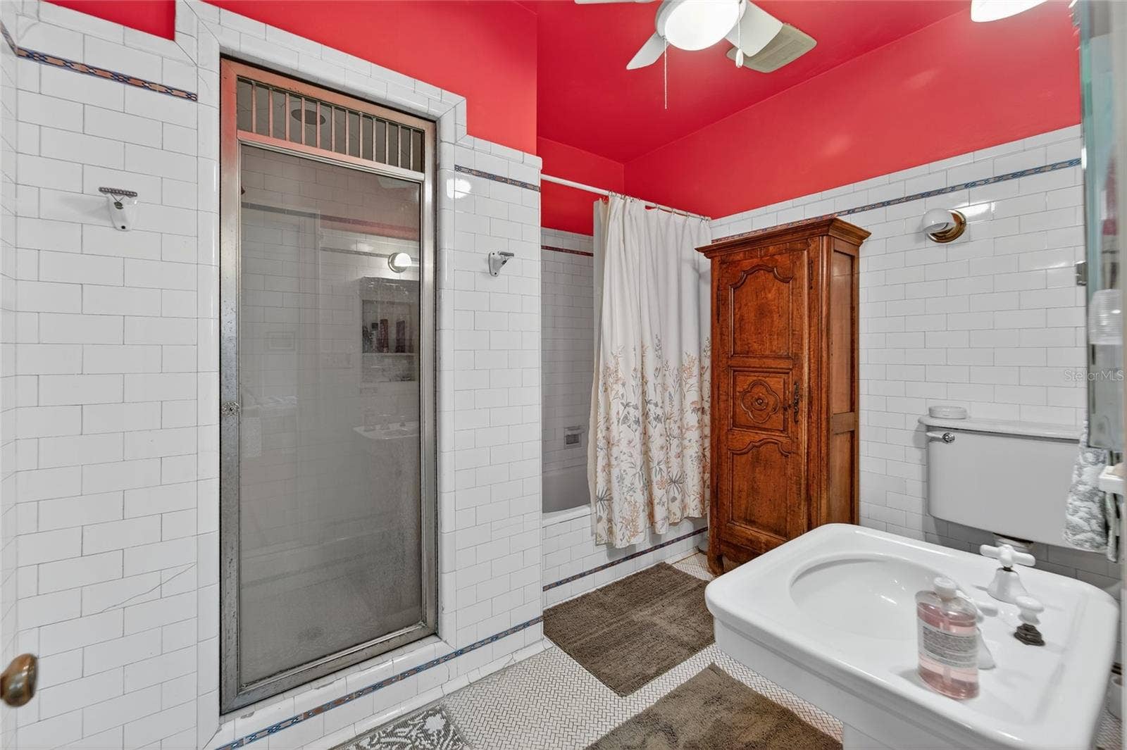 301 CASPIAN STREET, Tampa, FL 33606 301 CASPIAN STREET, Tampa, FL 33606