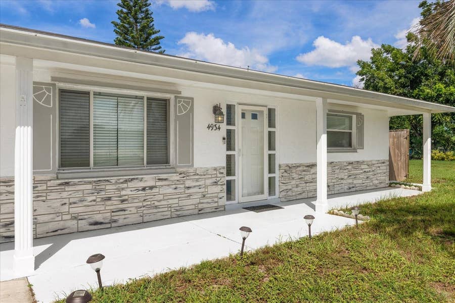 Property photo for 4934 LEMONWOOD LOOP, Holiday, FL