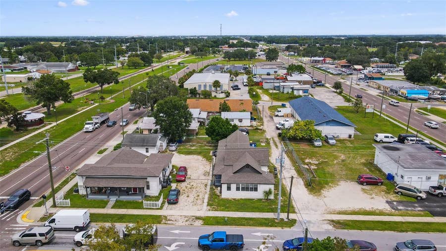 Property photo for 19 W EAGLE AVENUE, Eagle Lake, FL