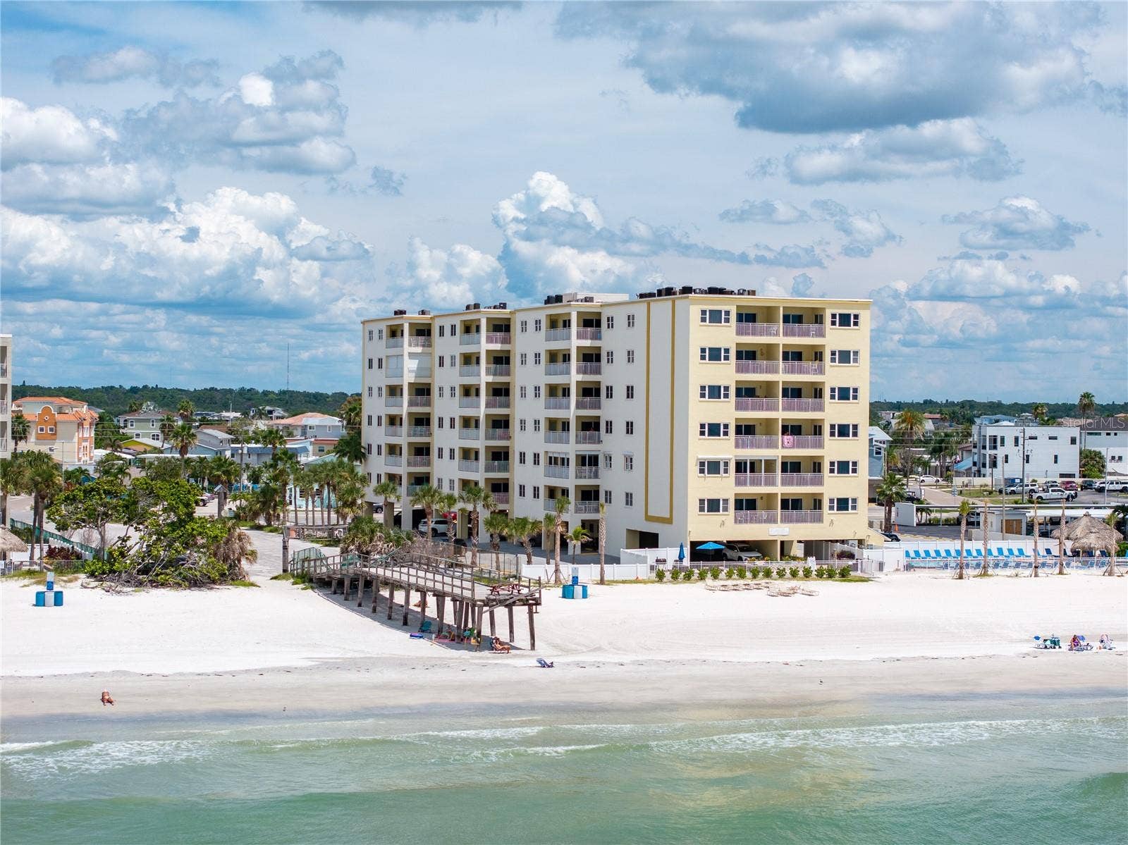 17450 GULF BOULEVARD, #206, Redington Shores, FL 33708 17450 GULF BOULEVARD, #206, Redington Shores, FL 33708