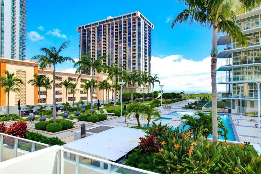 Property photo for 145 2ND AVENUE S, #521, St Petersburg, FL