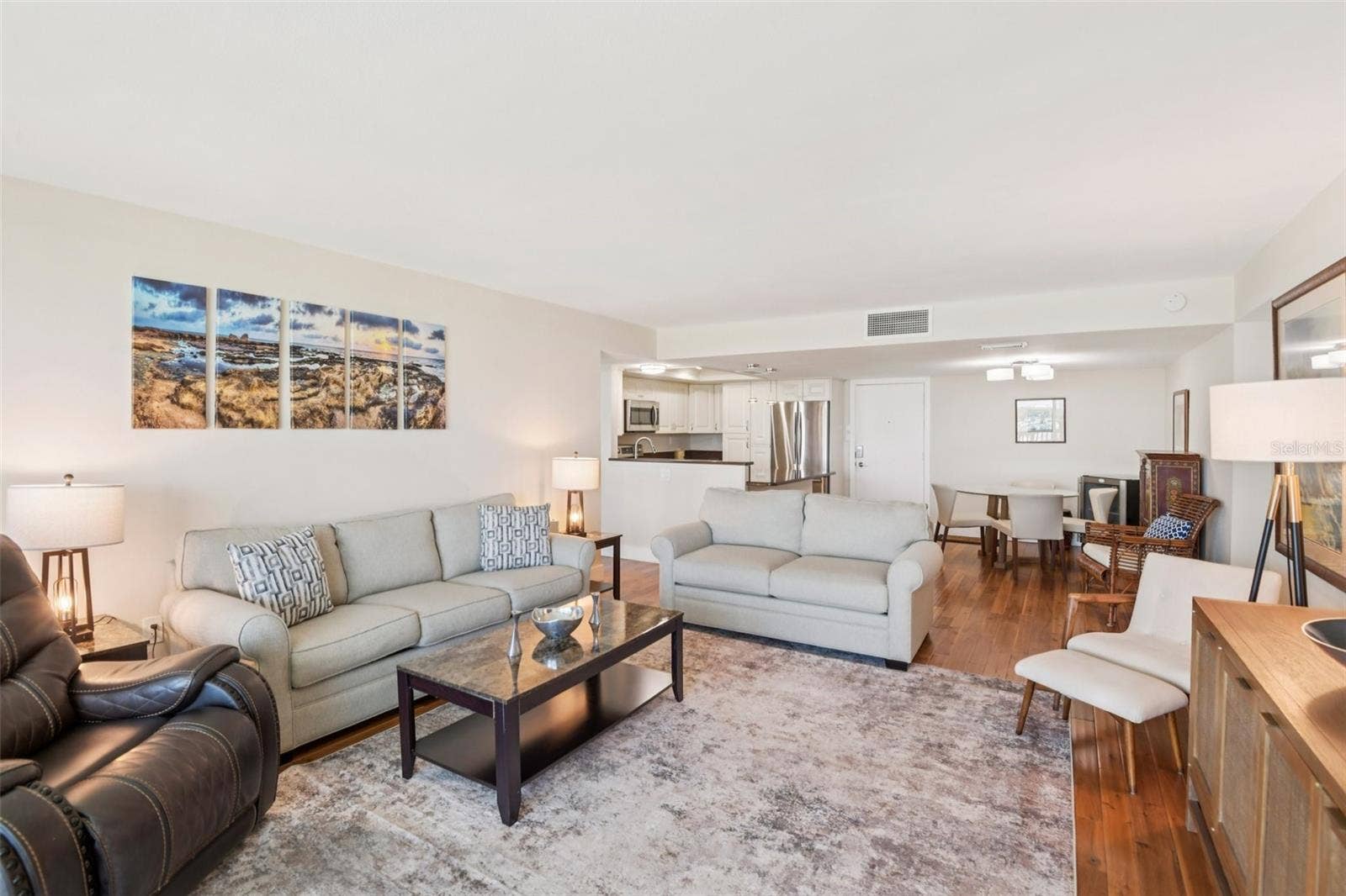 500 TREASURE ISLAND CAUSEWAY, #711, Treasure Island, FL 33706 500 TREASURE ISLAND CAUSEWAY, #711, Treasure Island, FL 33706