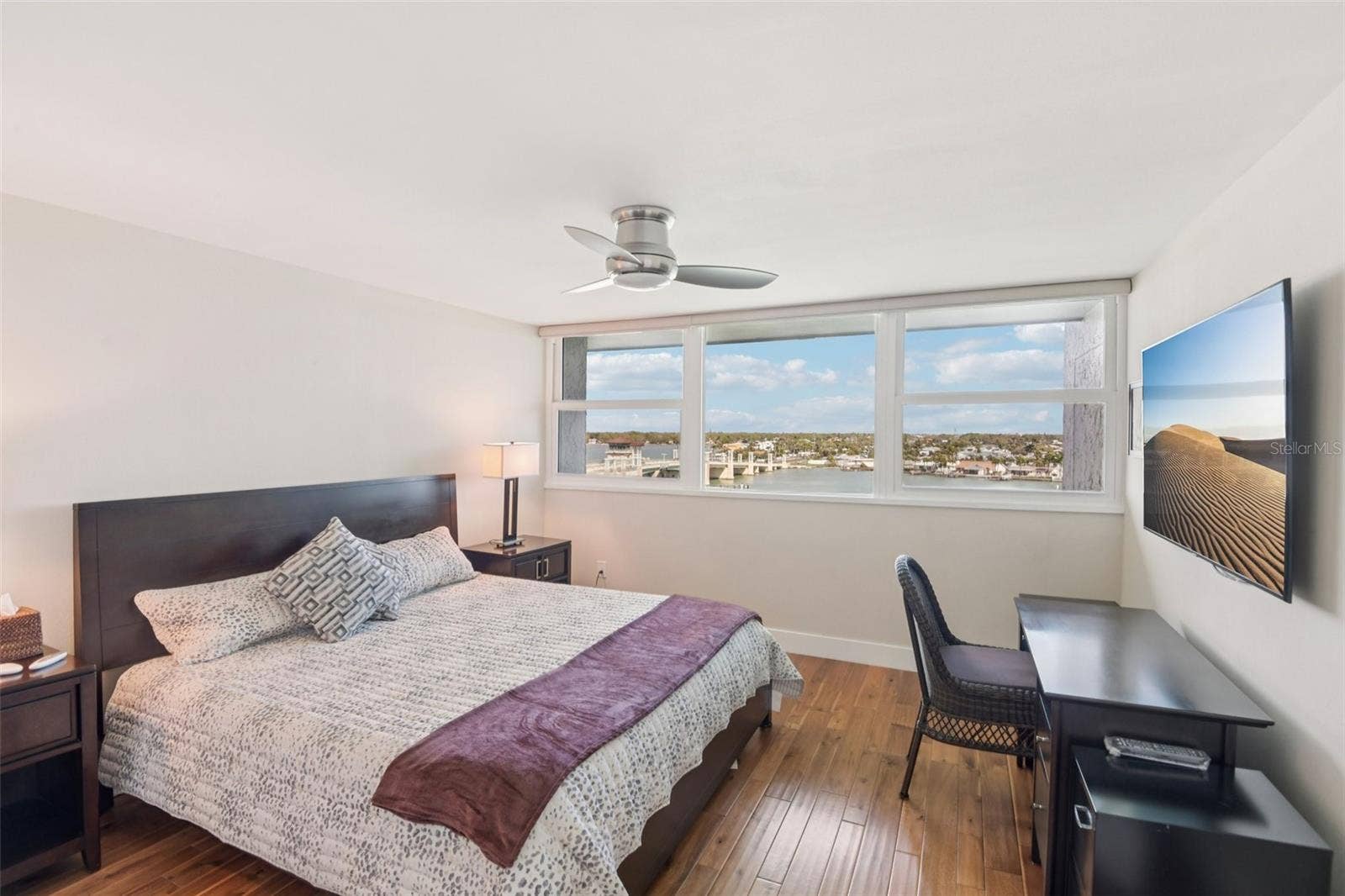 500 TREASURE ISLAND CAUSEWAY, #711, Treasure Island, FL 33706 500 TREASURE ISLAND CAUSEWAY, #711, Treasure Island, FL 33706
