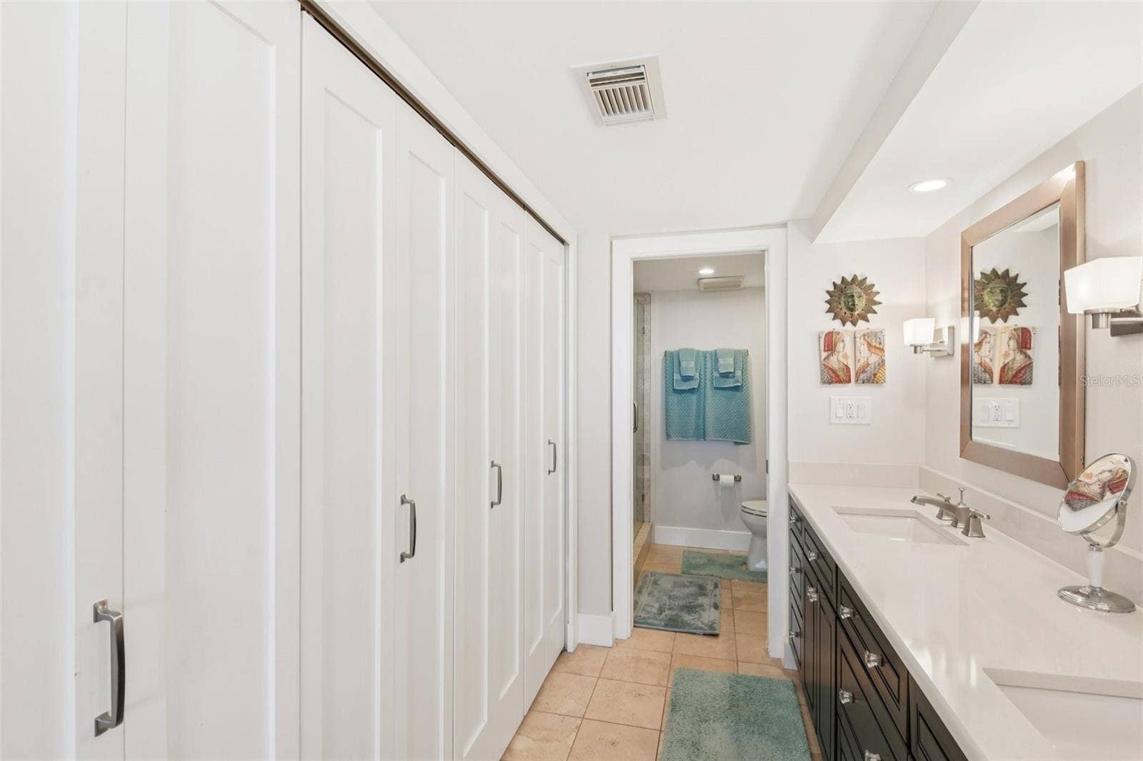 500 TREASURE ISLAND CAUSEWAY, #711, Treasure Island, FL 33706 500 TREASURE ISLAND CAUSEWAY, #711, Treasure Island, FL 33706