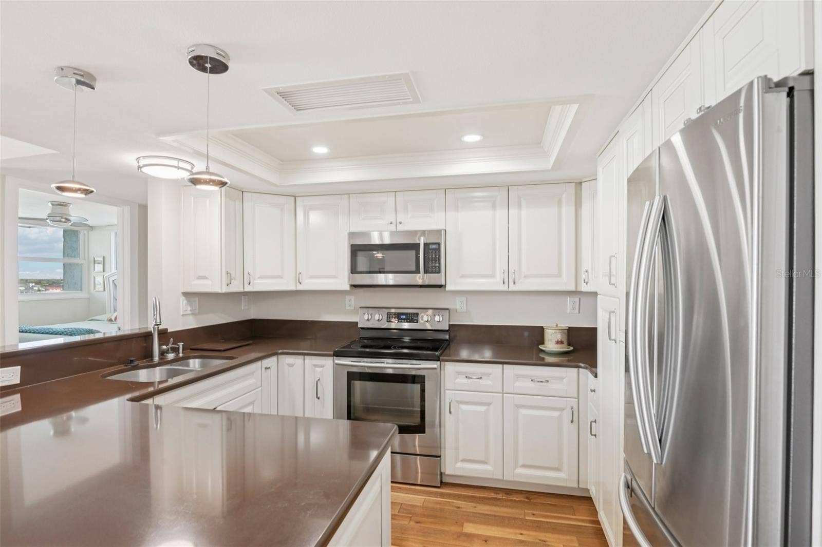 500 TREASURE ISLAND CAUSEWAY, #711, Treasure Island, FL 33706 500 TREASURE ISLAND CAUSEWAY, #711, Treasure Island, FL 33706